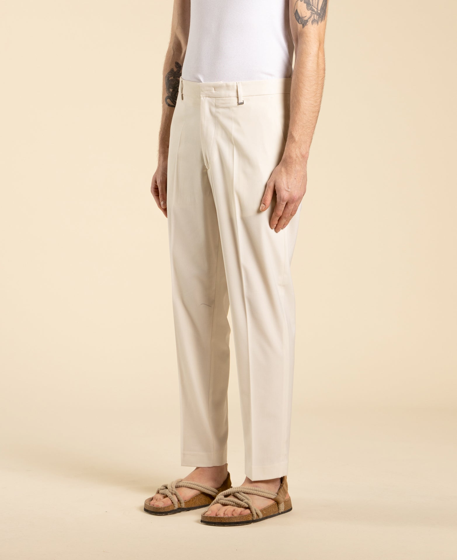 Pantalon coupe droite avec poche américaine - Crème