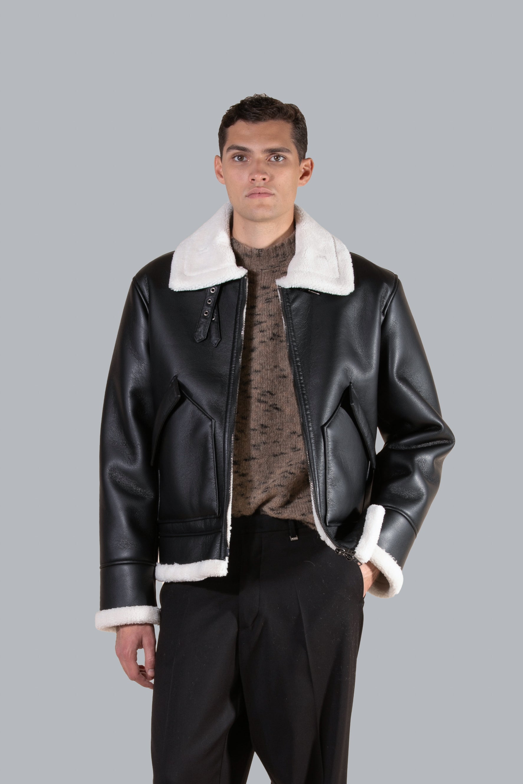 Veste en fausse peau de mouton - Noire