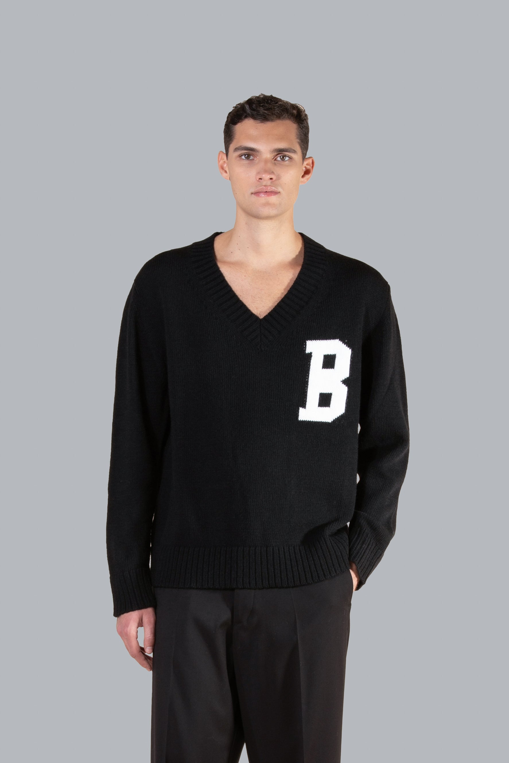 Pull col V en laine mélangée - Noir