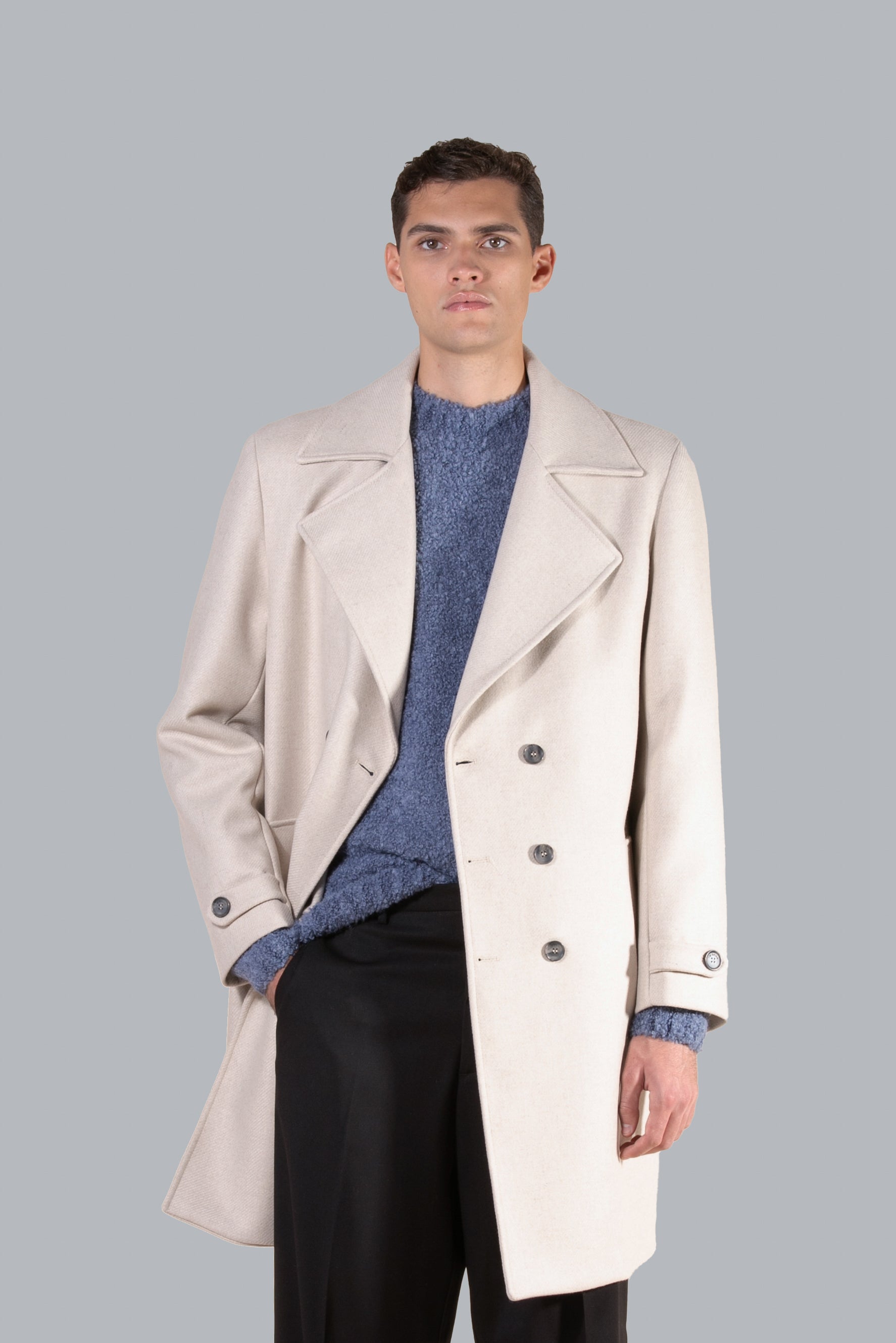 Manteau croisé en laine beige