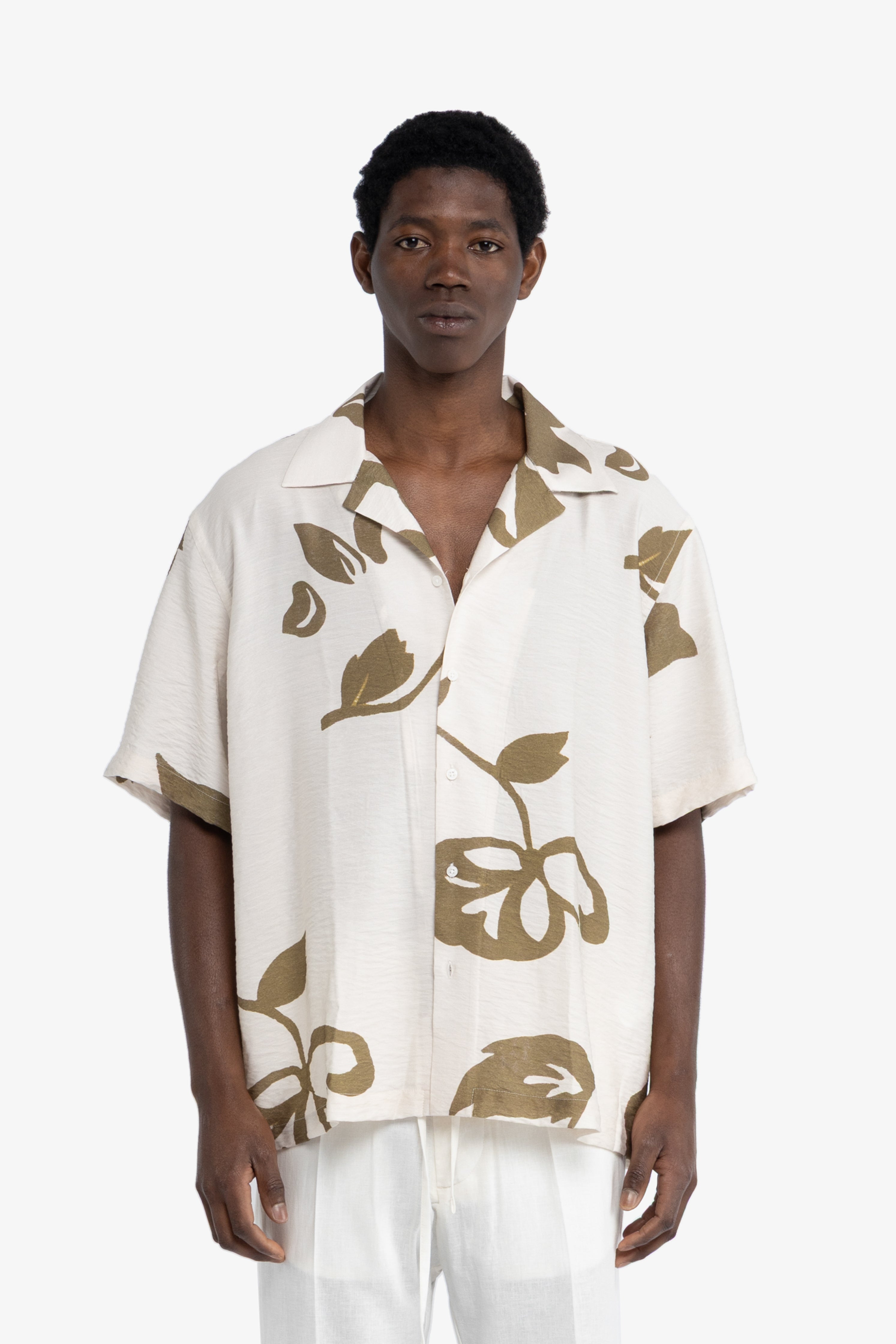 Camicia collo aperto con stampa