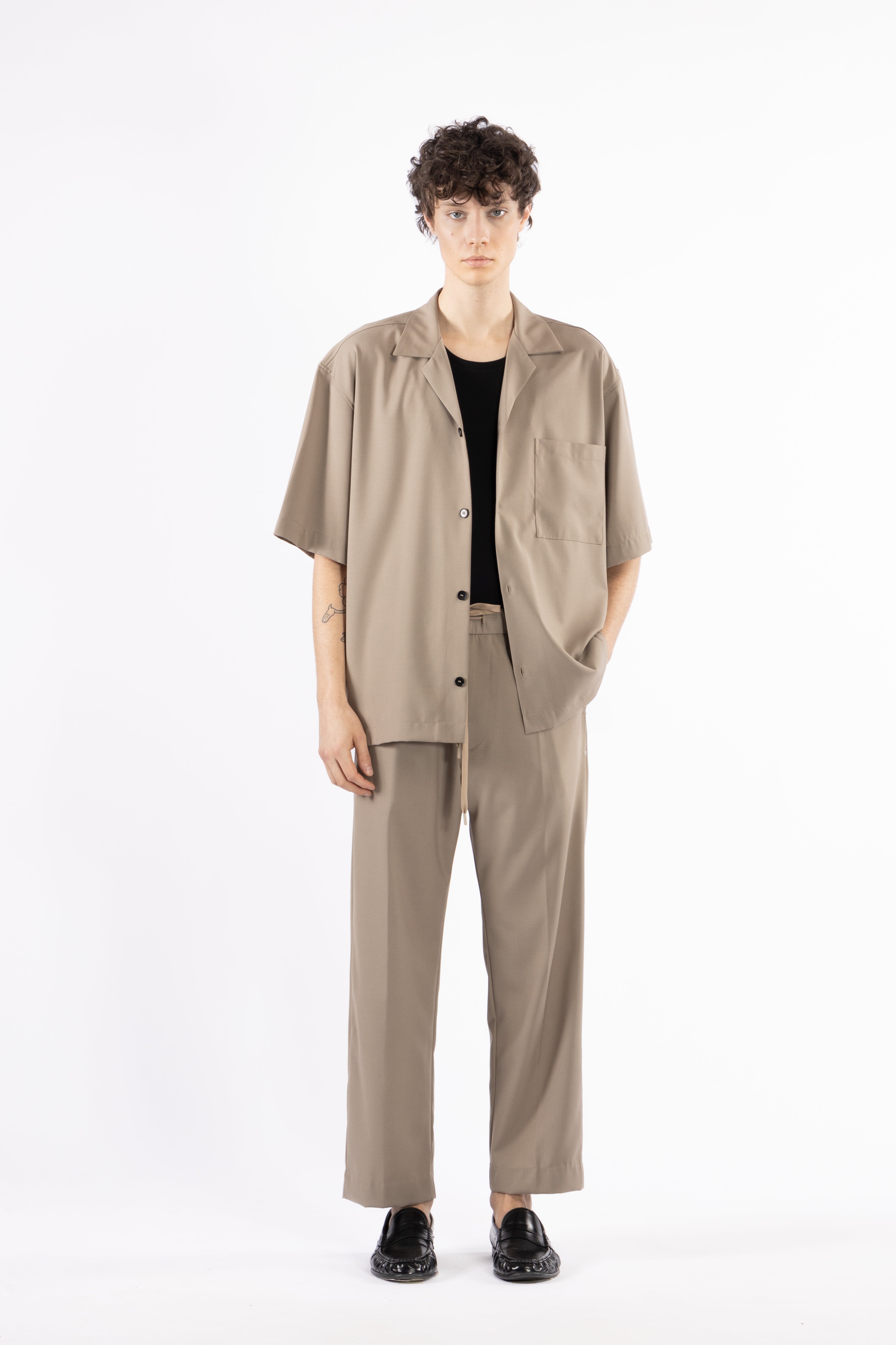 Camicia morbida collo aperto - Taupe