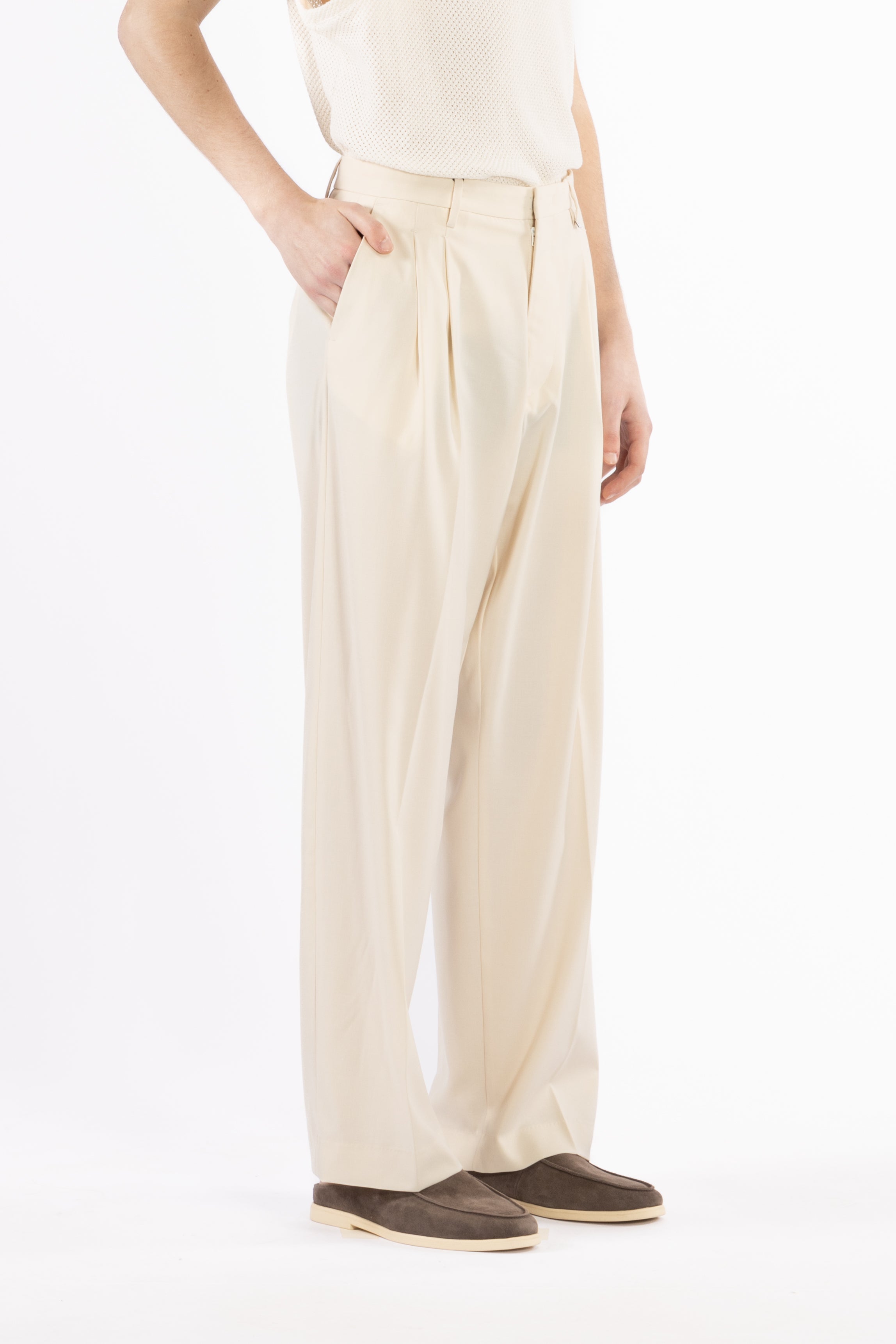 Pantalone fondo ampio con pinces - Panna