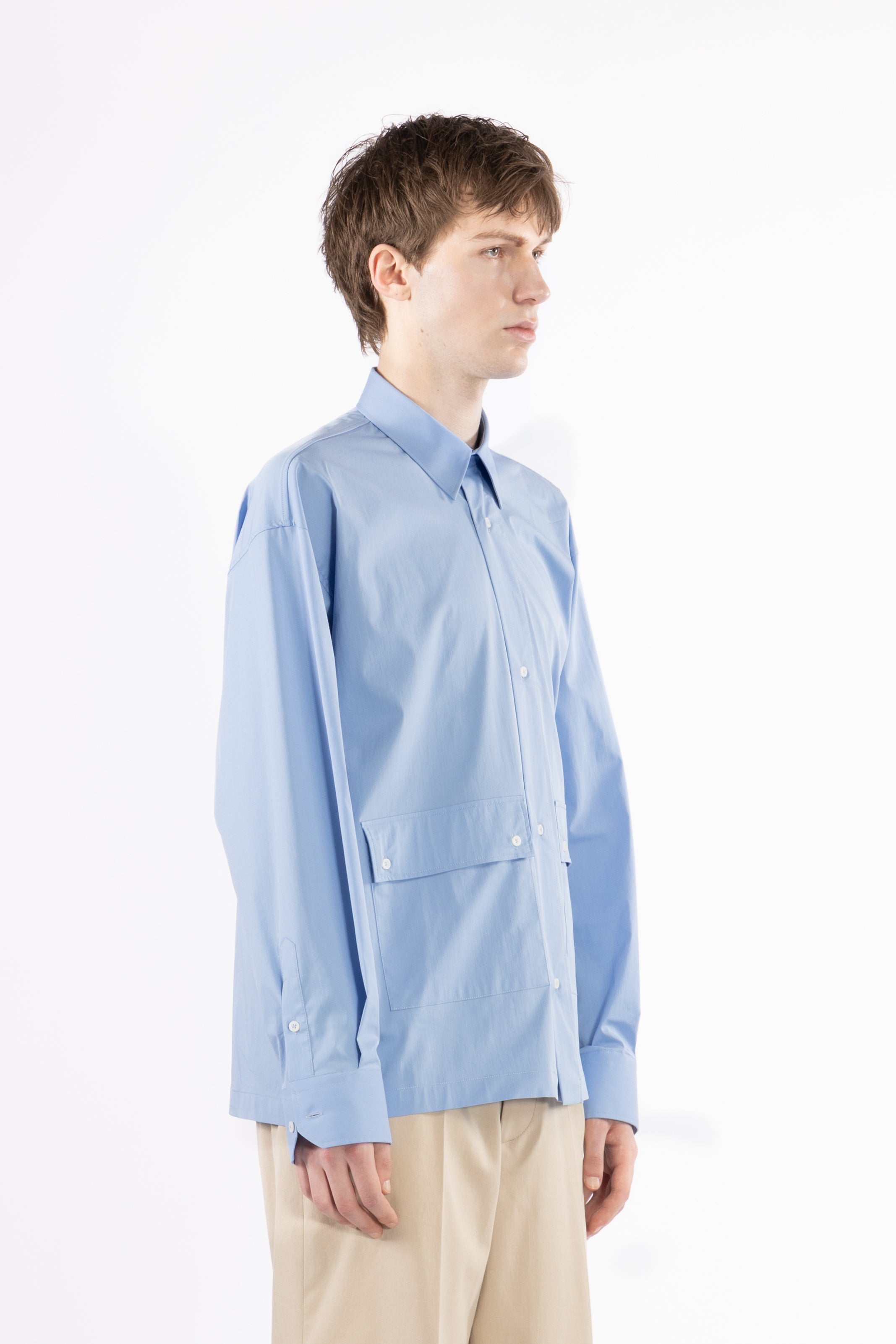 Camicia boxy in cotone con tasconi - Celeste