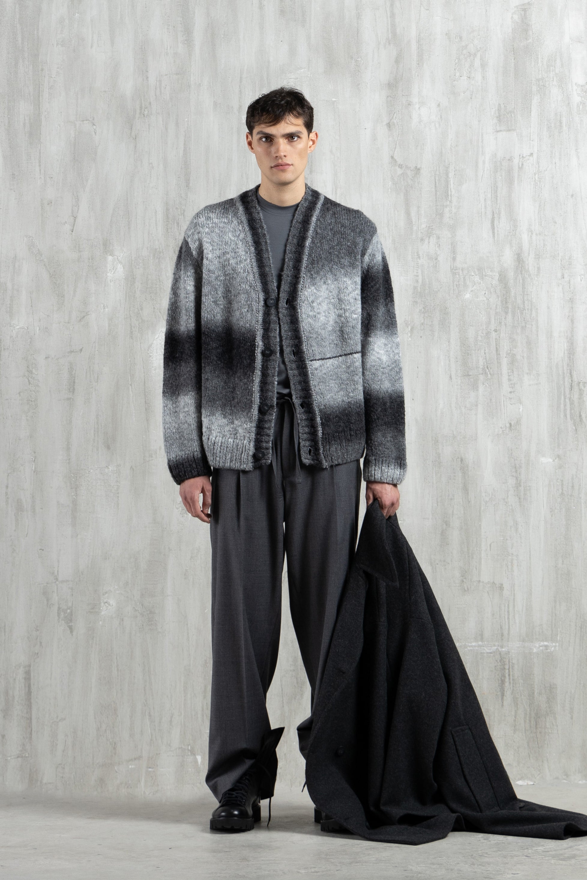 Gilet en laine à motifs tie-dye