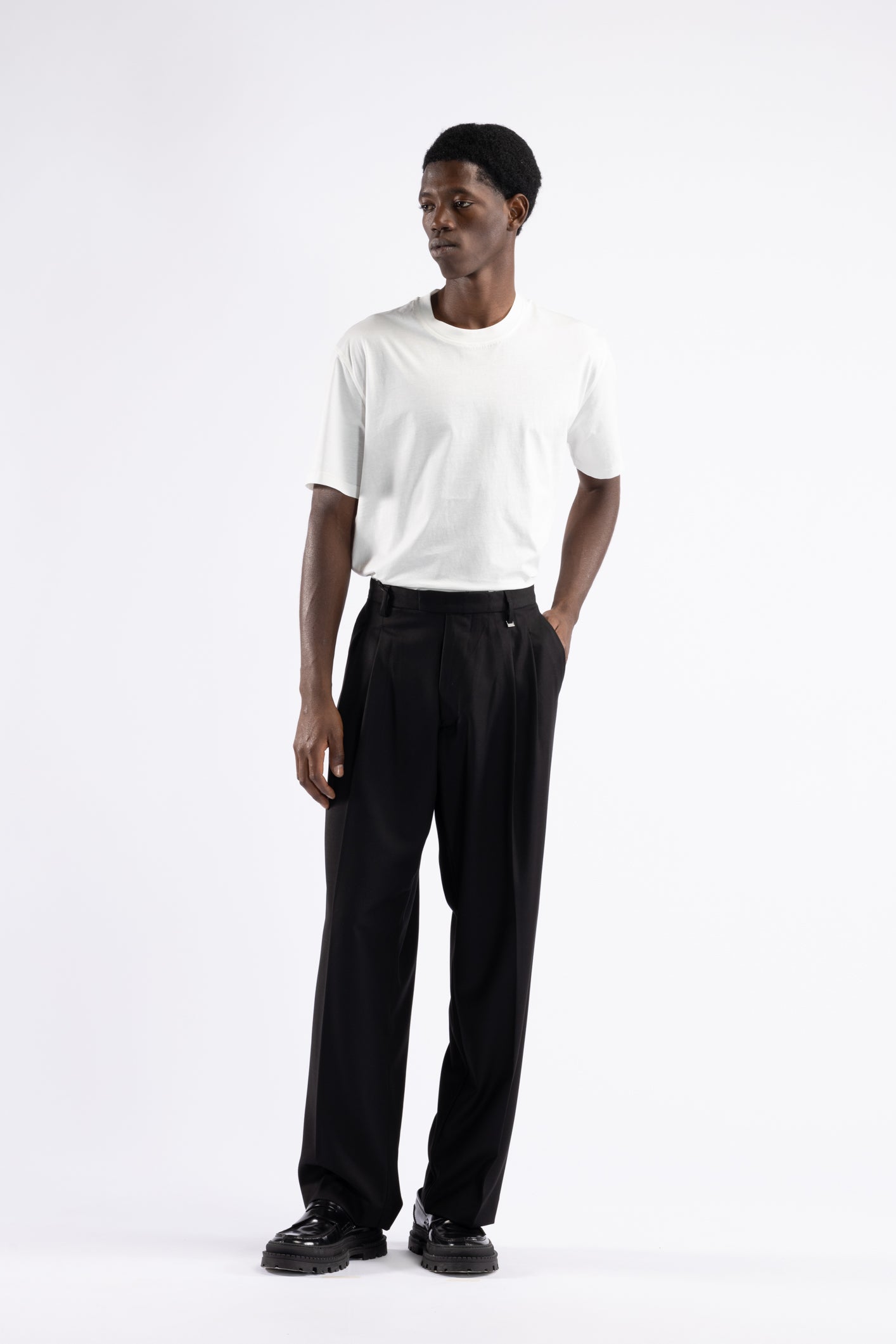 Pantalone doppia pinces fondo ampio - Nero