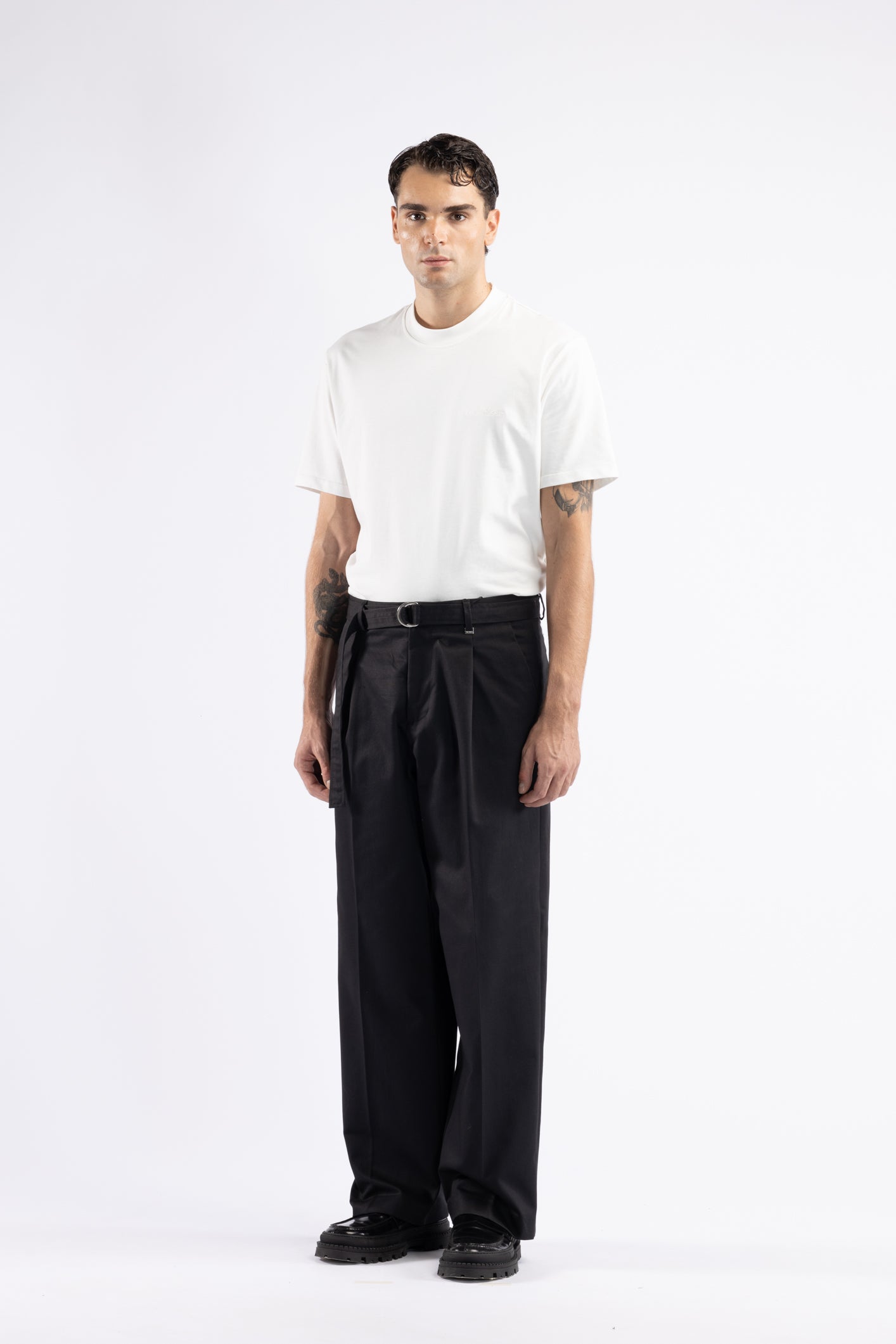 Pantalone in cotone con pinces - Nero