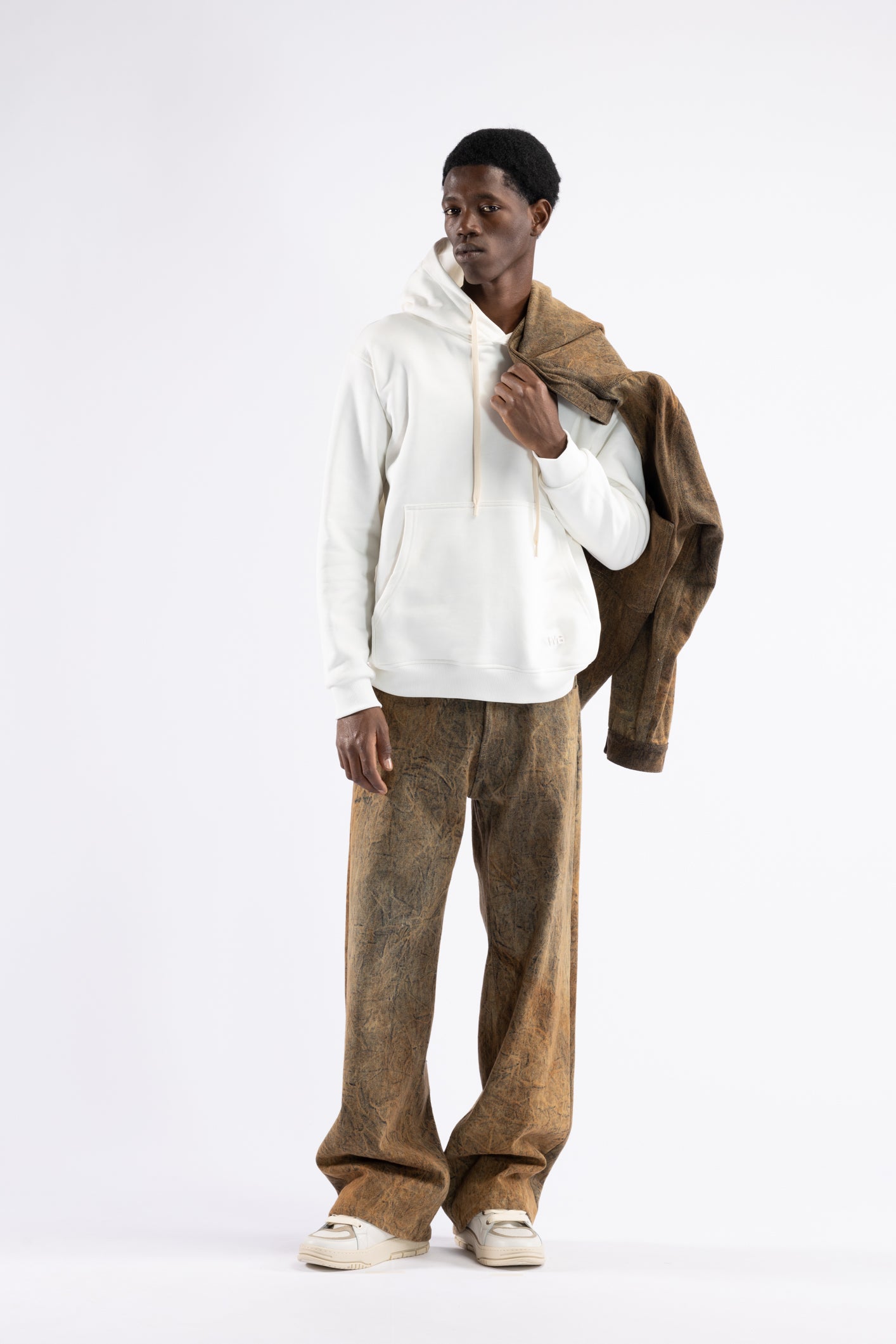 Jeans baggy in denim lavato effetto ruggine