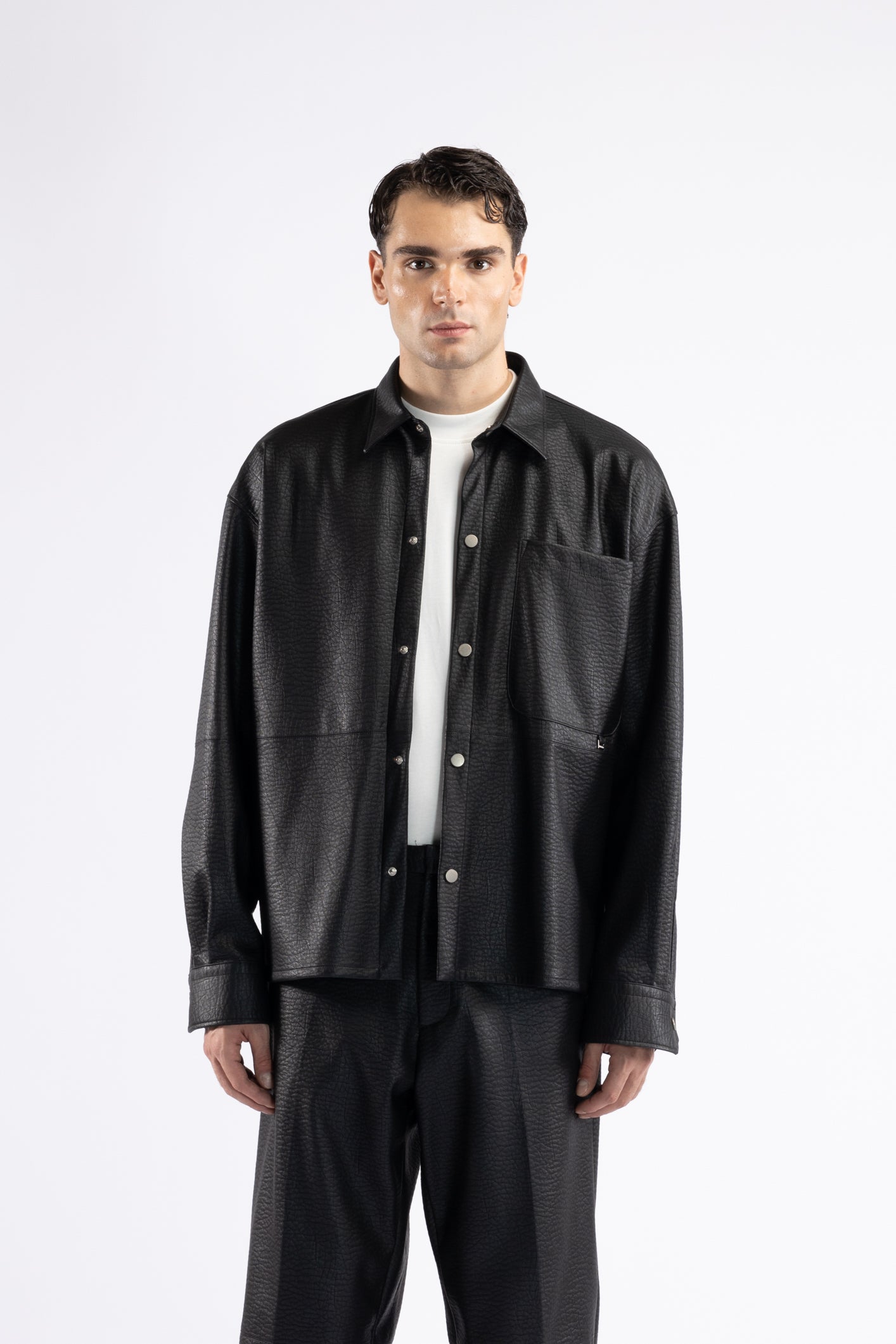 Chemise aspect cuir - Noire