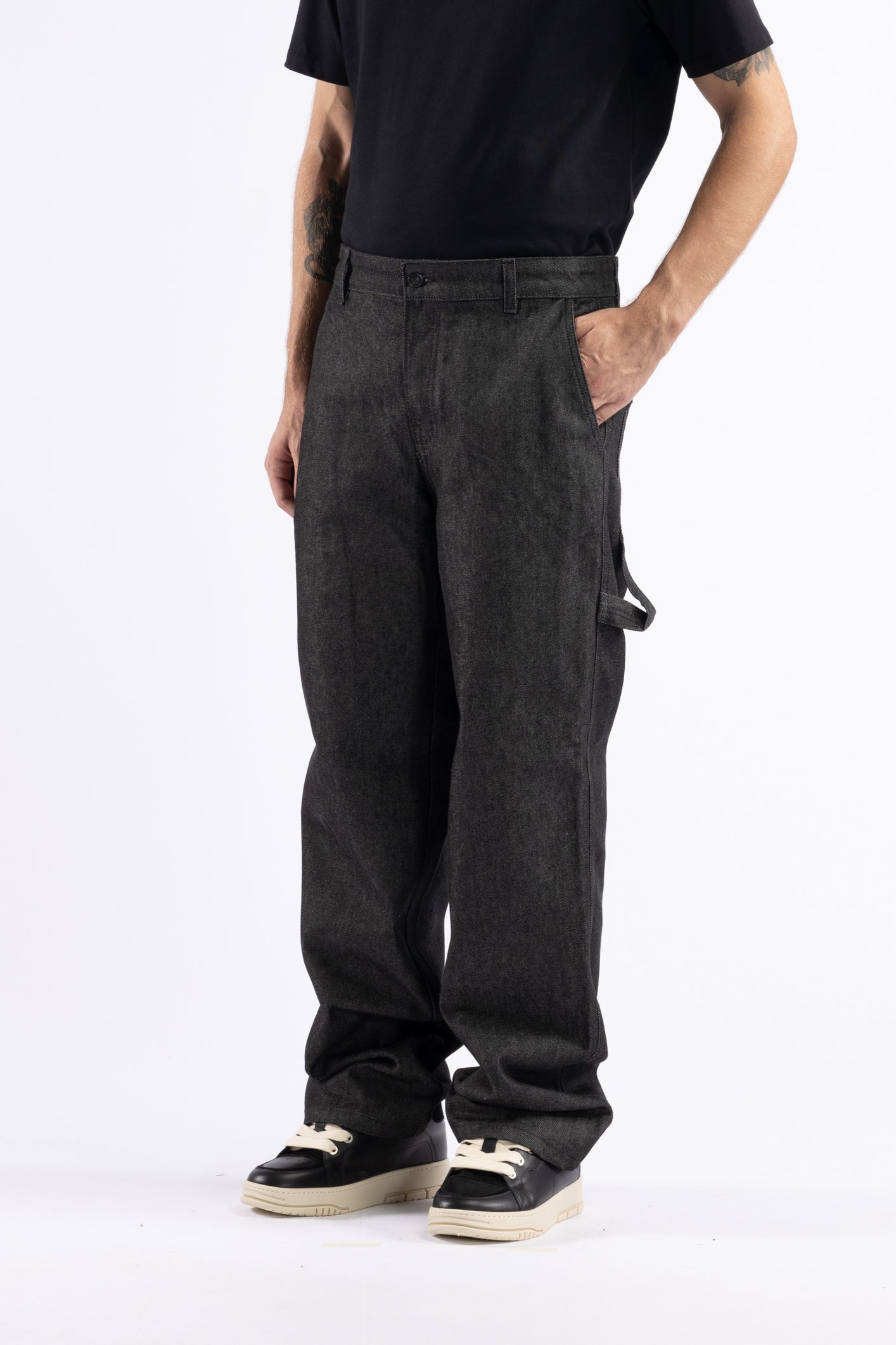 Jean de charpentier en denim noir