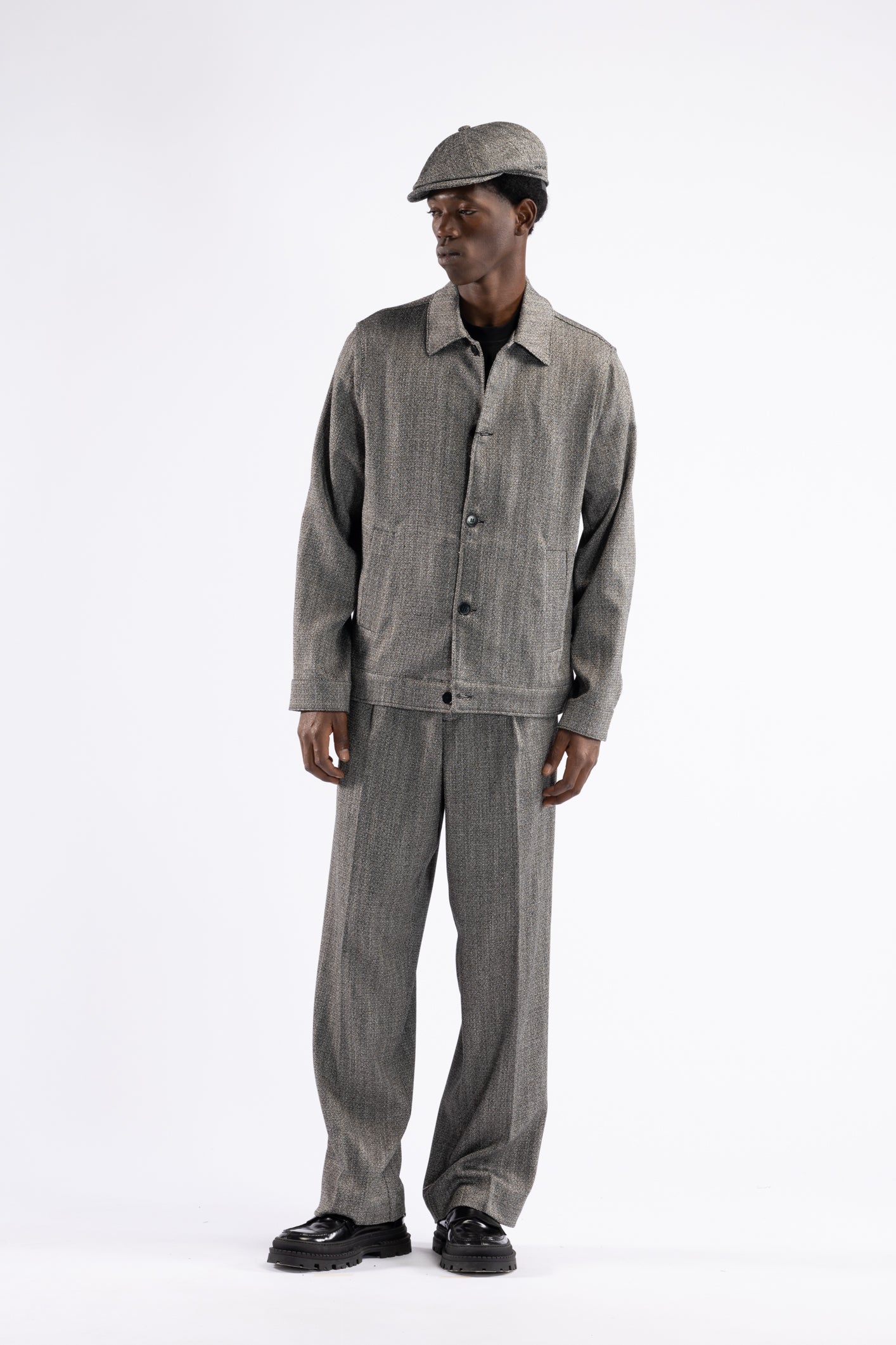 bonnet en flanelle à chevrons