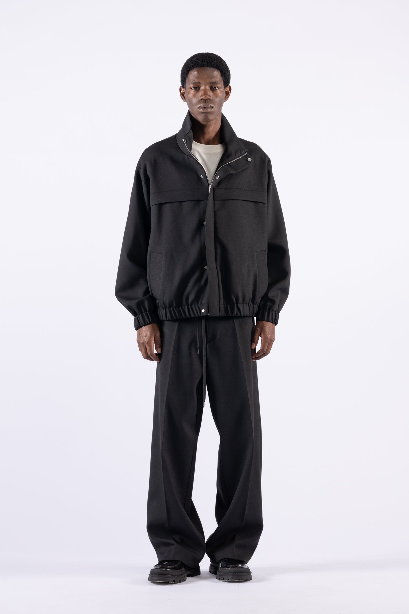 Veste zippée à col montant - Noire