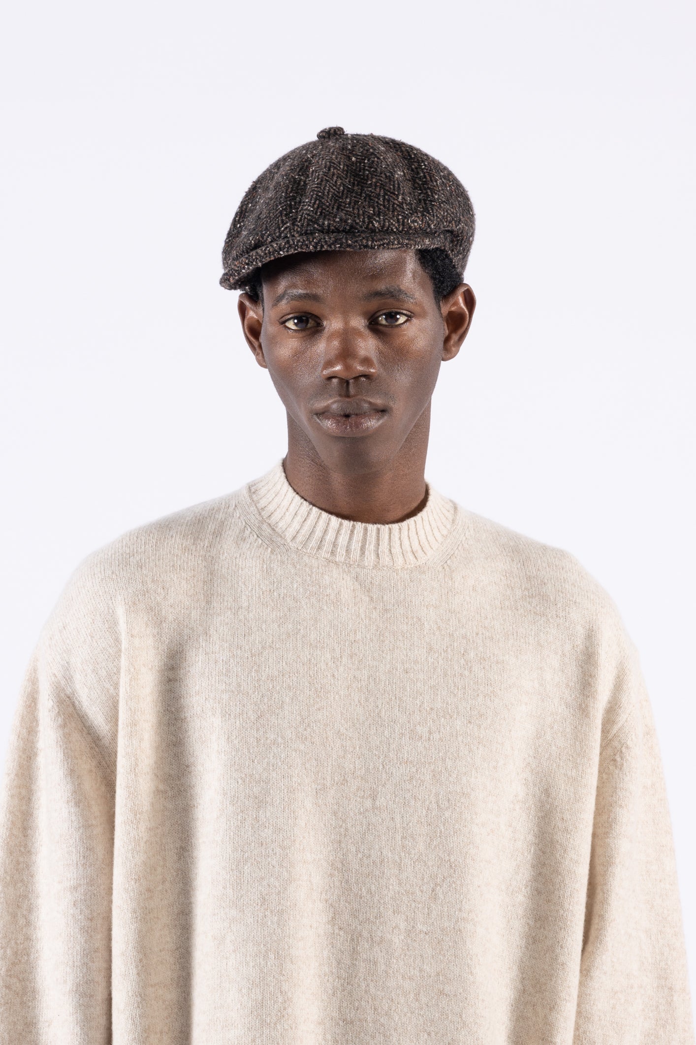 Bonnet en laine à chevrons