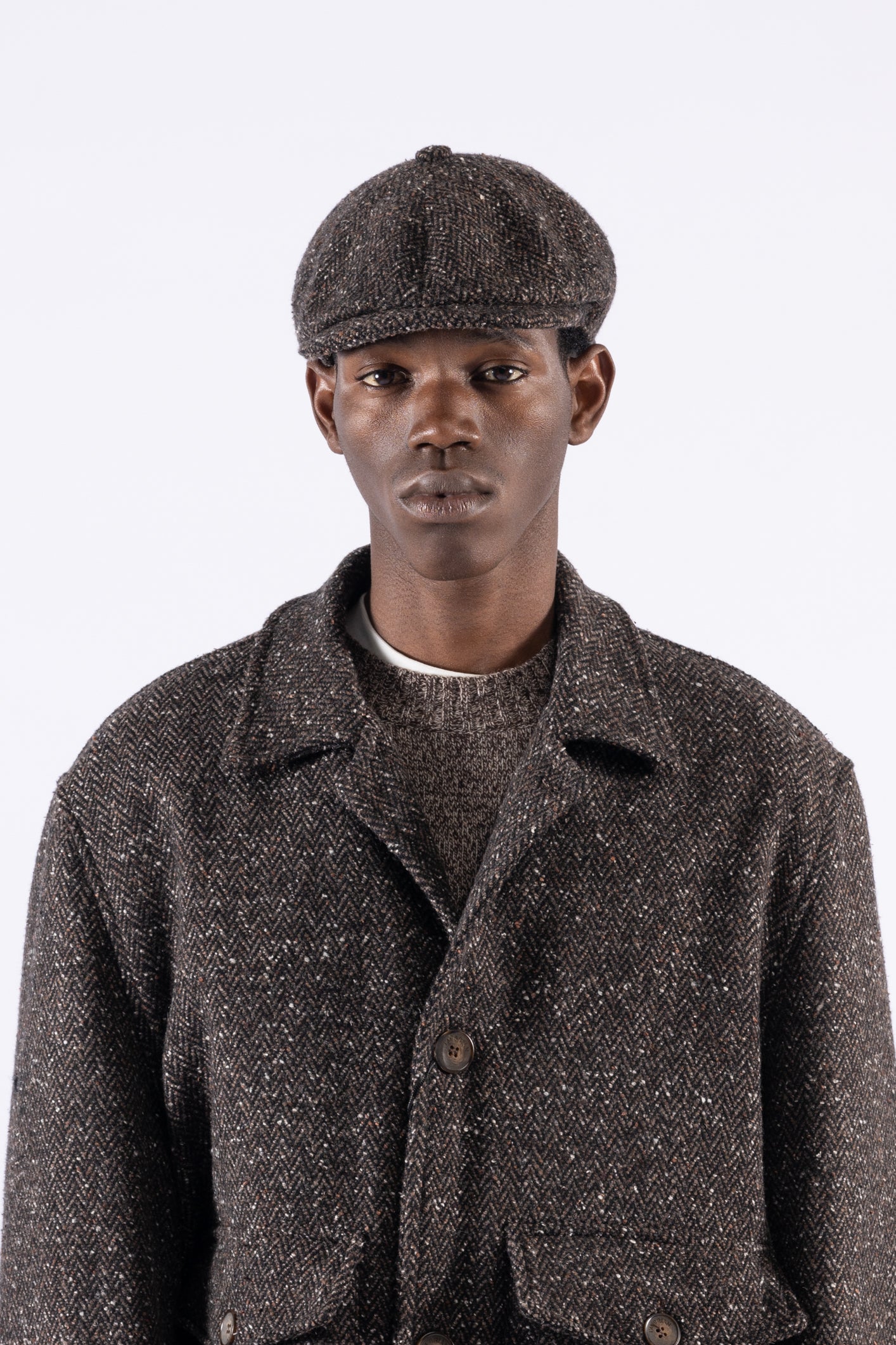 Bonnet en laine à chevrons