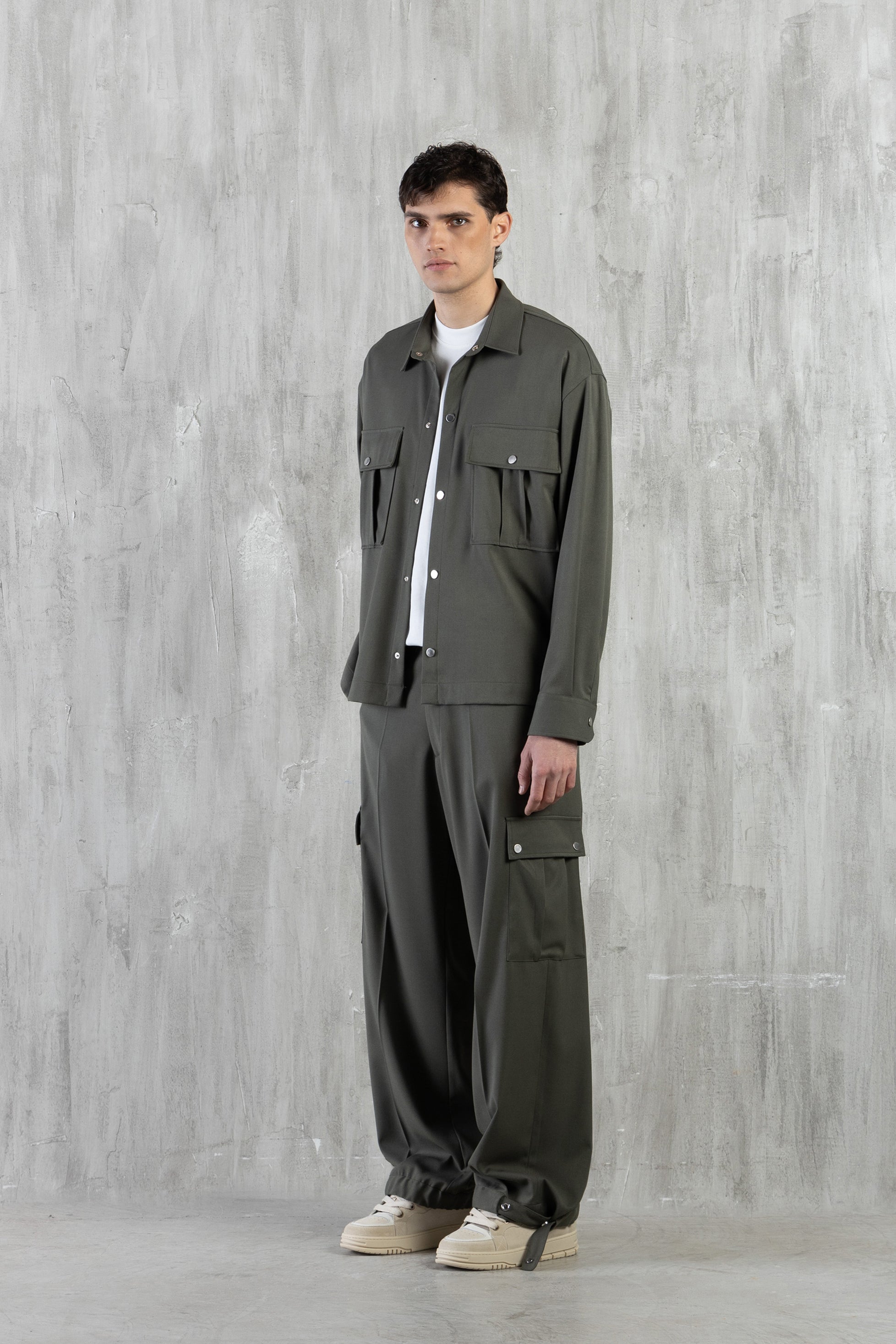 Camicia boxy con tasconi - Verde militare