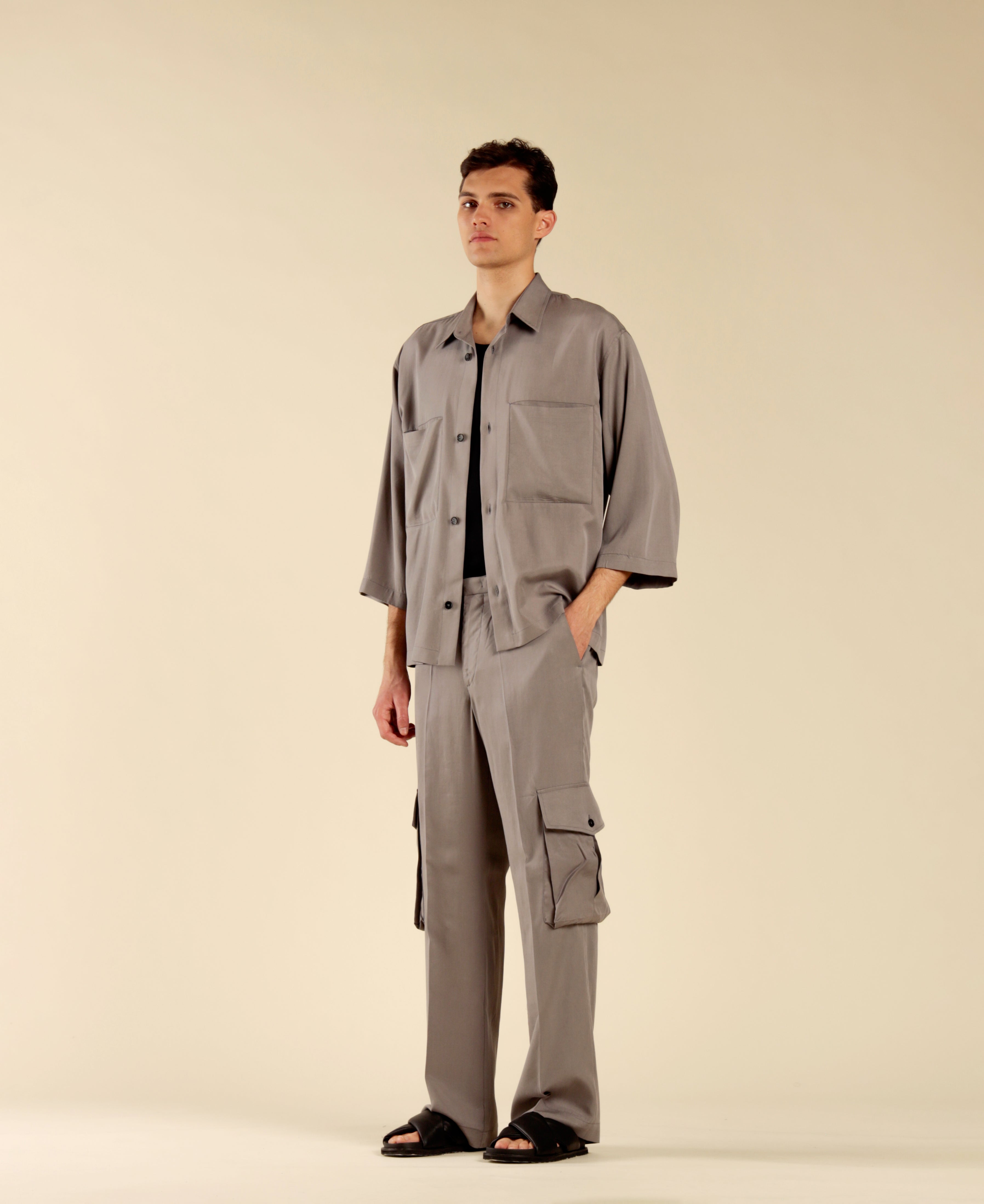 Camicia manica ampia a gomito con tasconi
