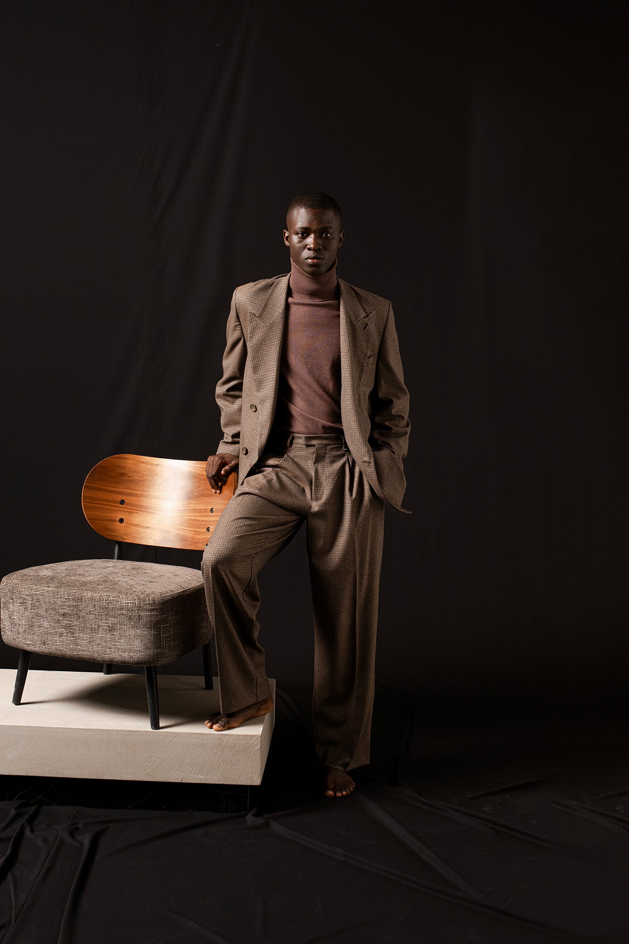 Pantalon pied-de-poule à jambes larges et doubles plis