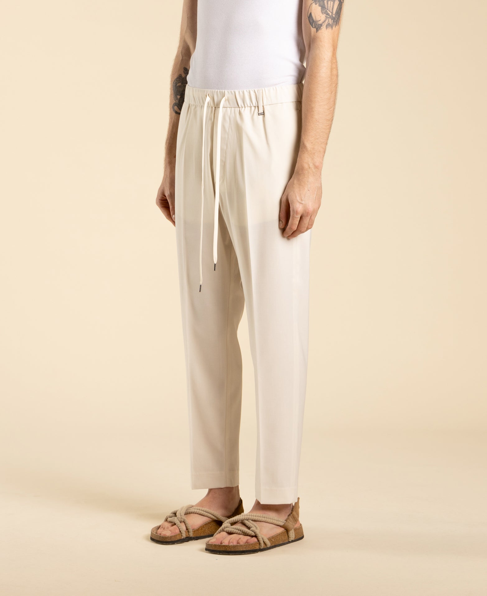 Pantalon coupe droite avec cordon de serrage - Crème