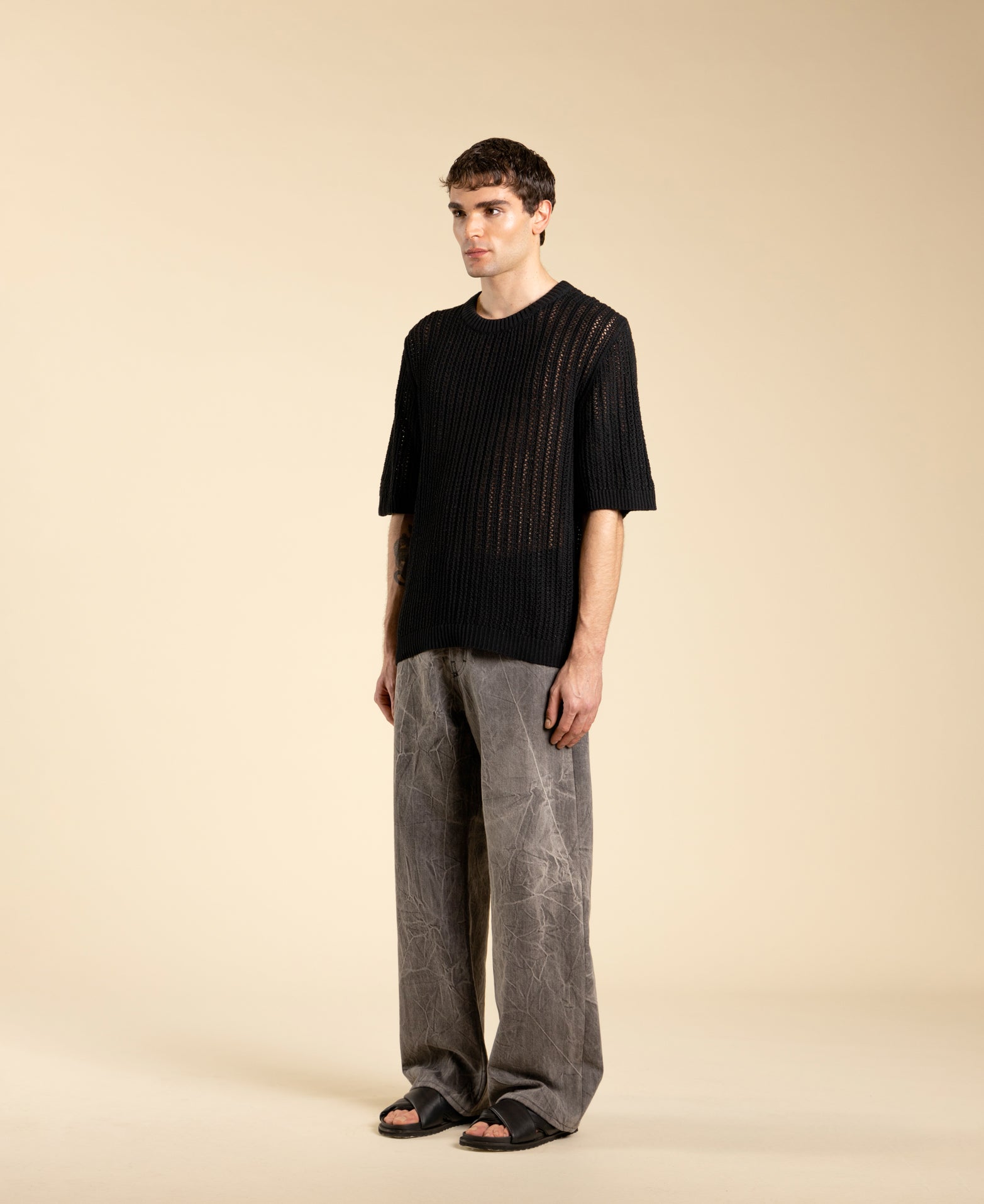 Pull en coton à col rond perforé - Noir