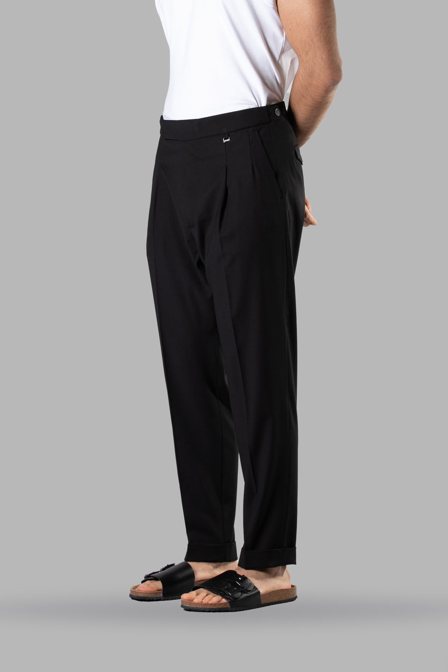 Pantalone doppia pinces con risvolto regular fit - Nero