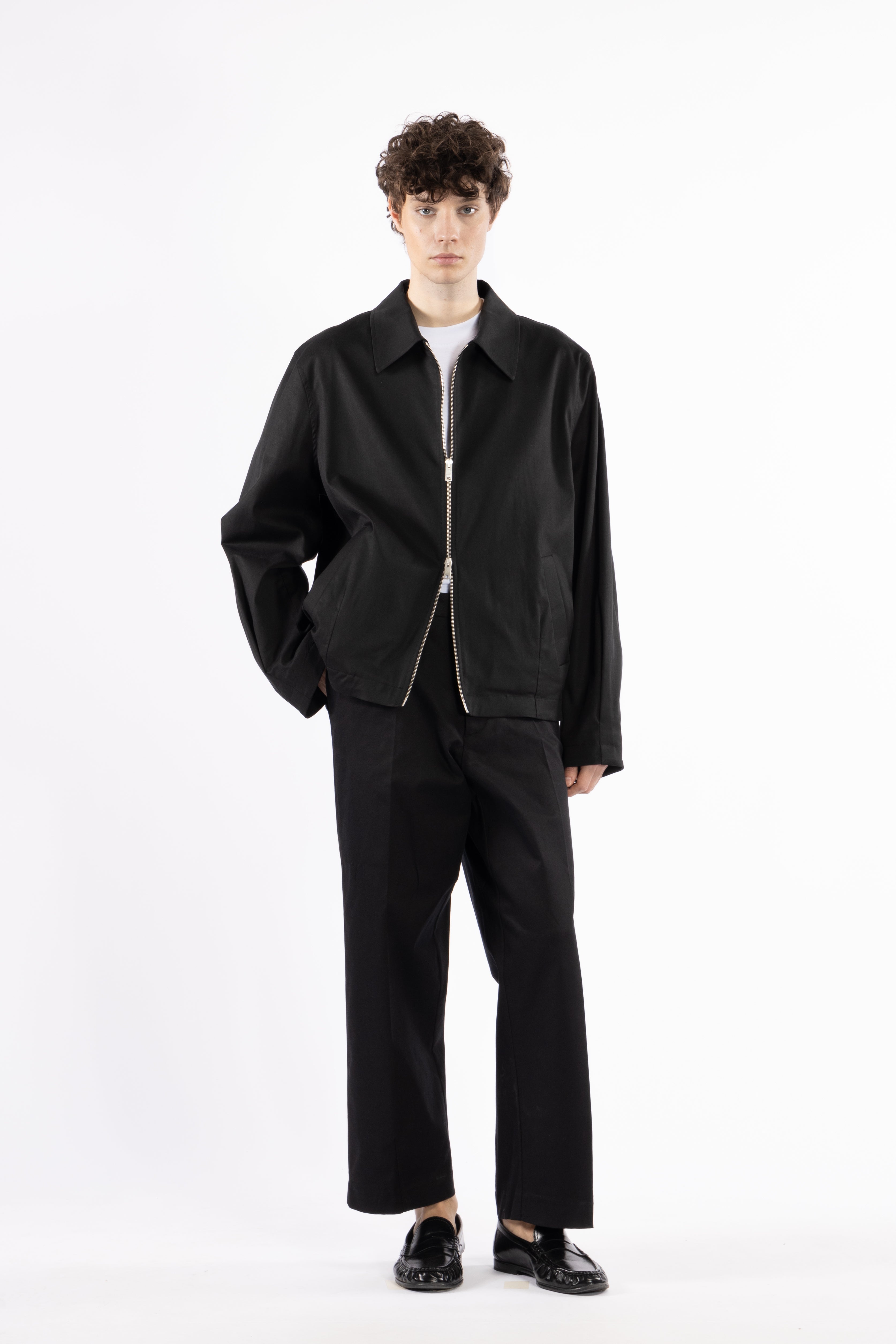 Pantalone in cotone pince al fondo - Nero