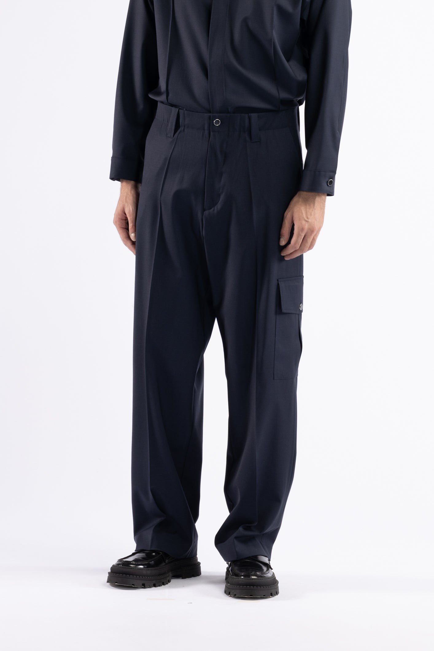 Pantalone in lana con tascone - Blu