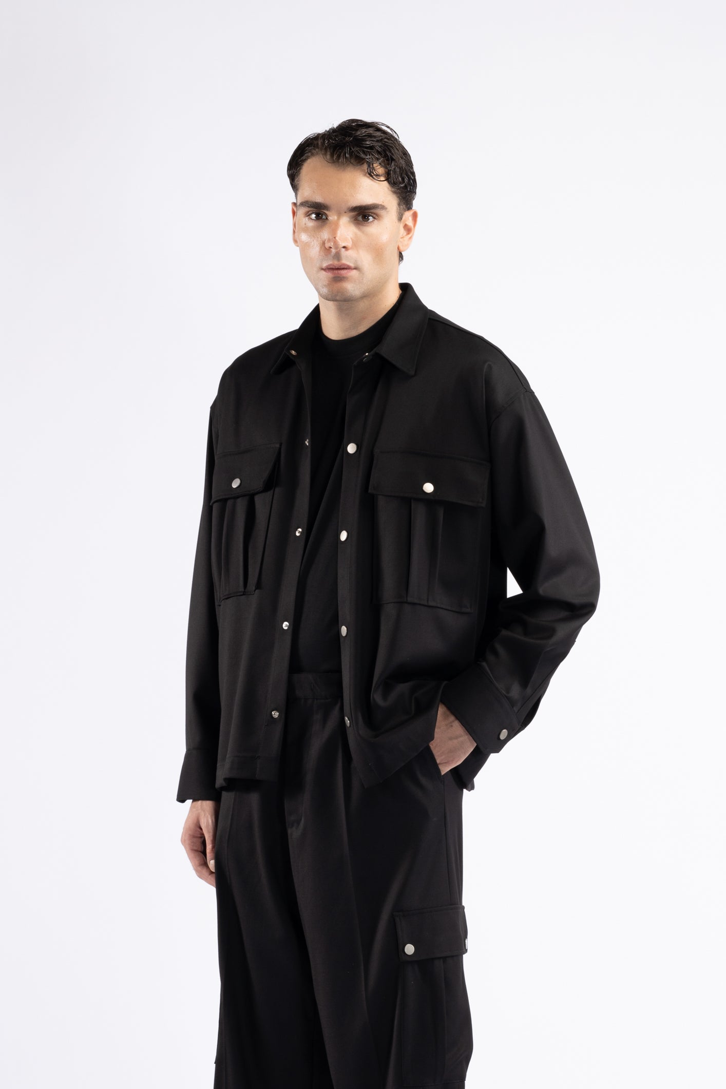Camicia con tasconi - Nero
