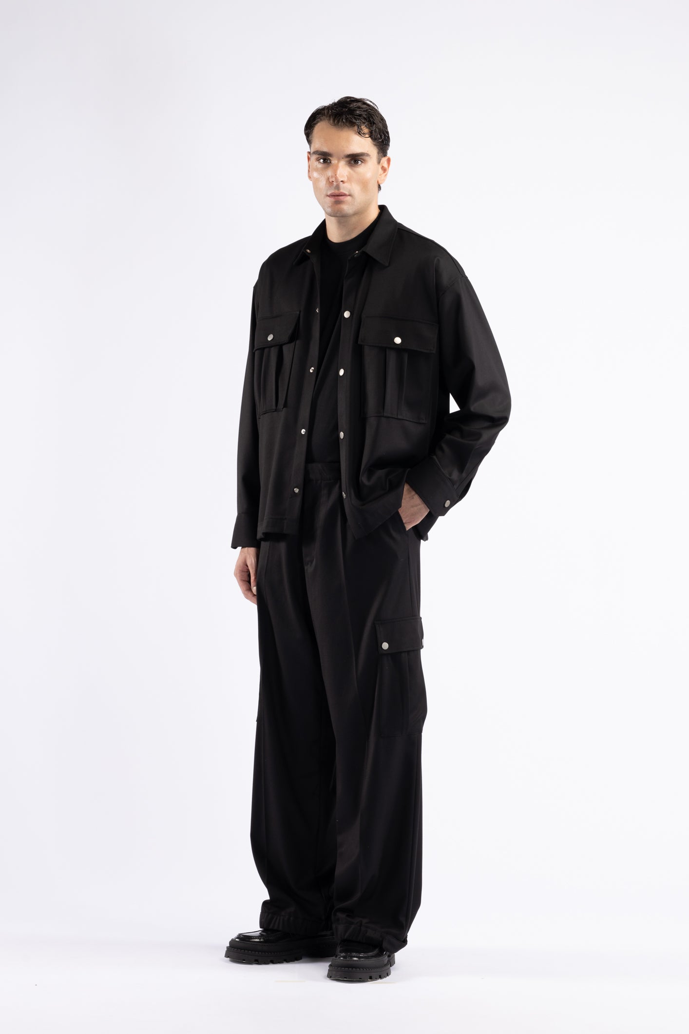 Camicia con tasconi - Nero