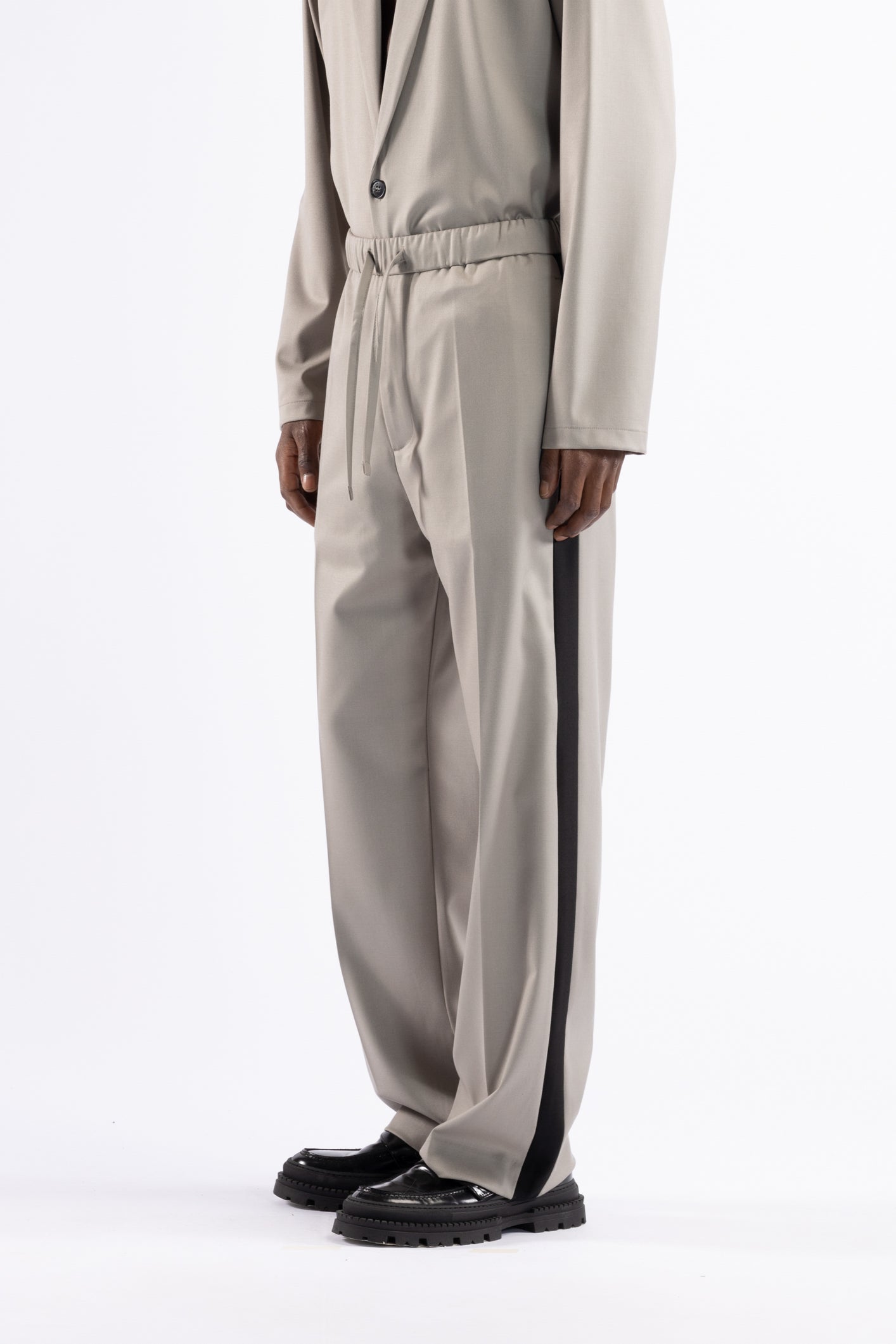Pantalone fondo largo con coulisse - Mastice