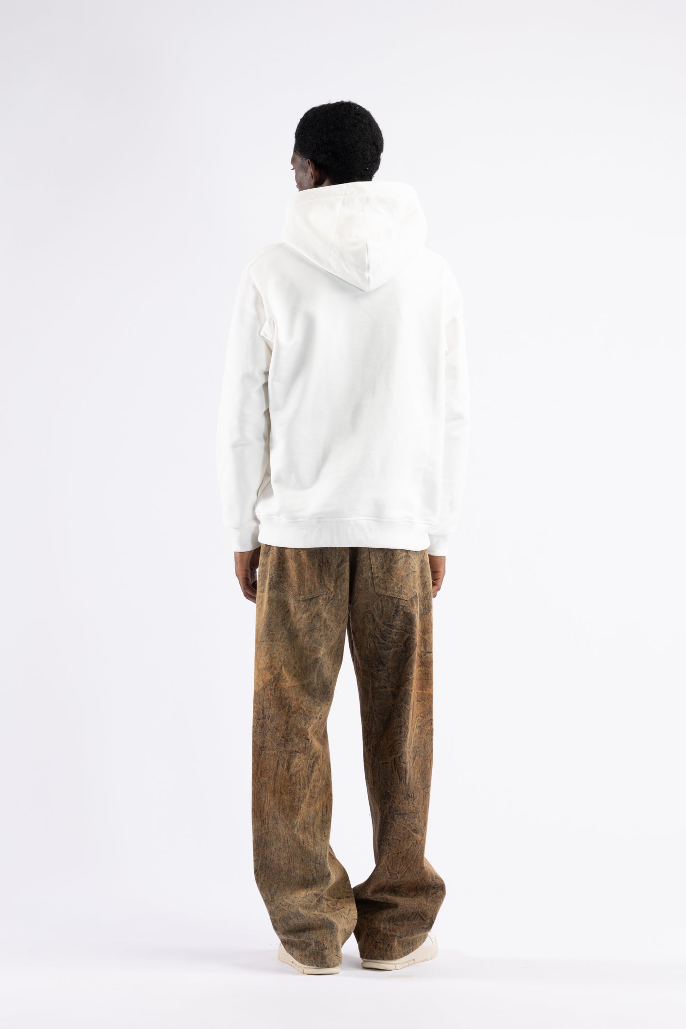 Jeans baggy in denim lavato effetto ruggine