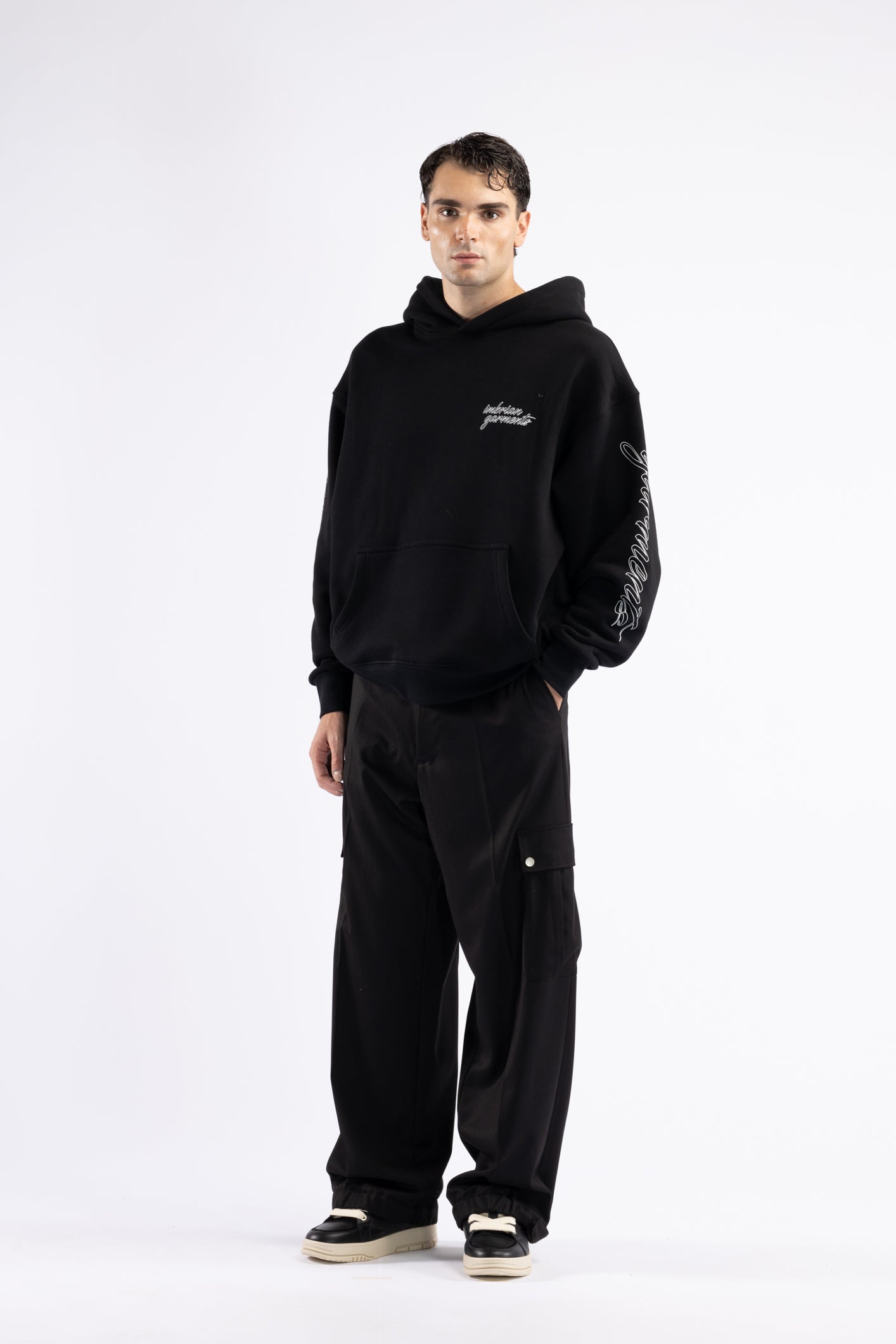 Felpa oversize con stampa maniche - Nero