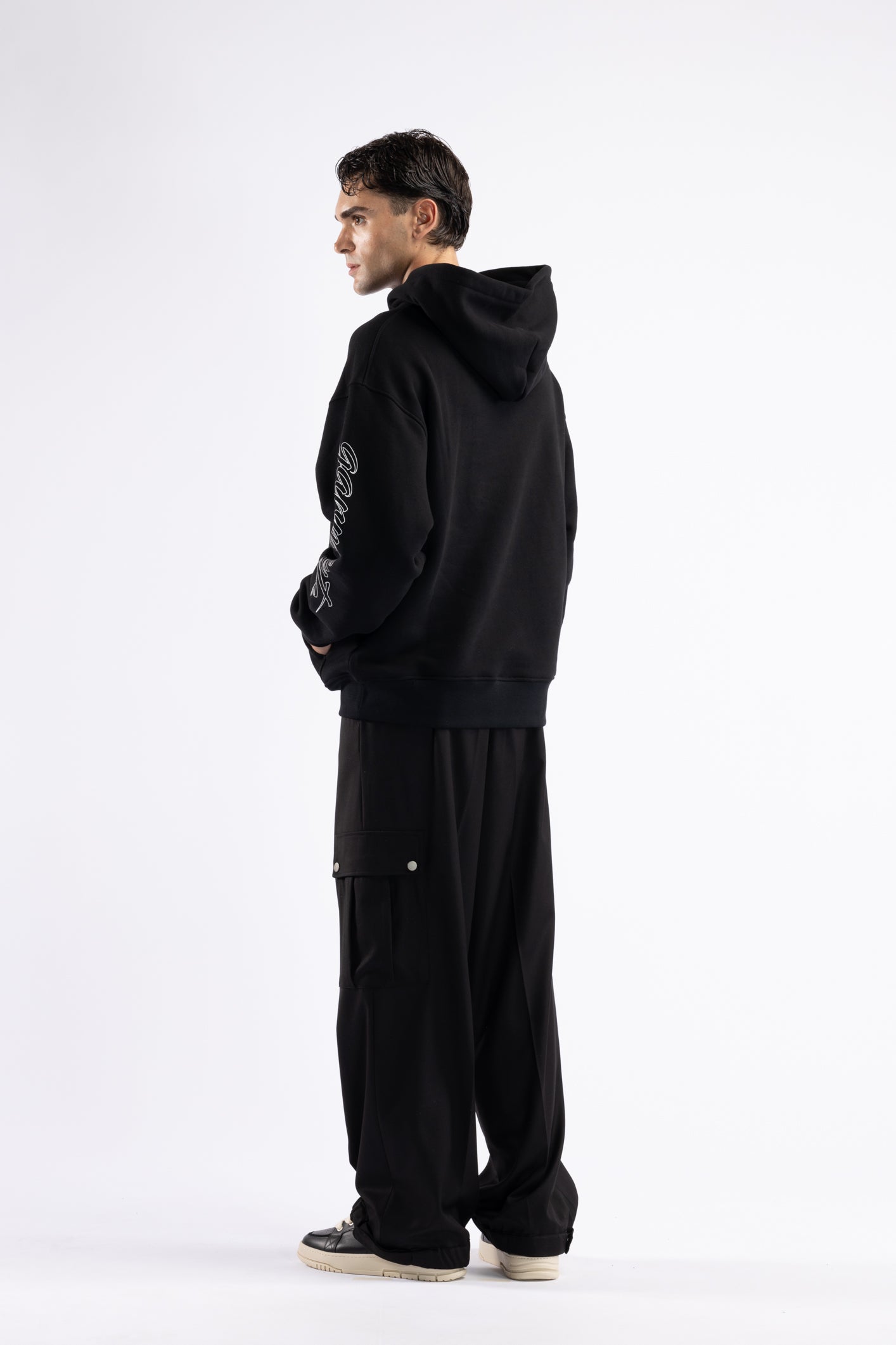 Felpa oversize con stampa maniche - Nero