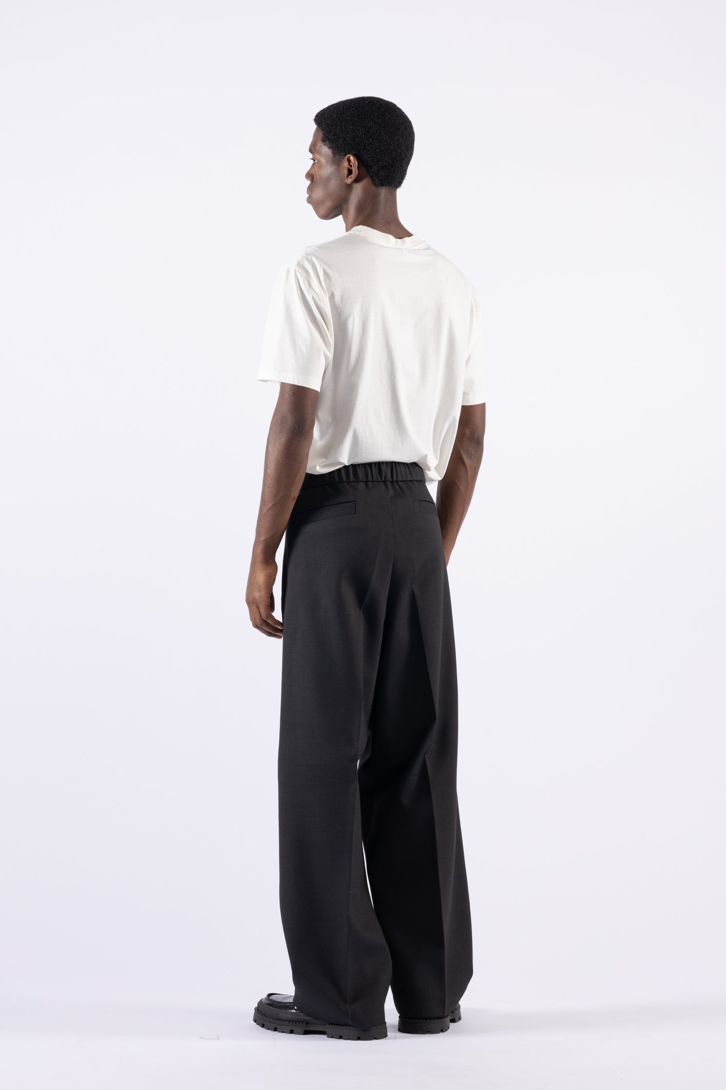 Pantalon à jambes larges et cordon de serrage - Noir