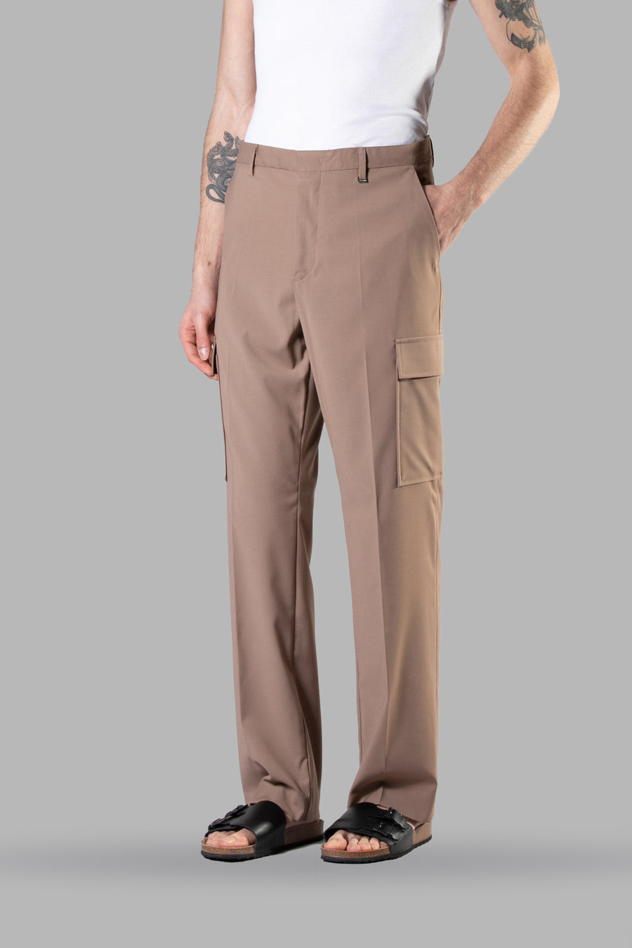 Pantalone fondo ampio con tasconi applicati - Beige