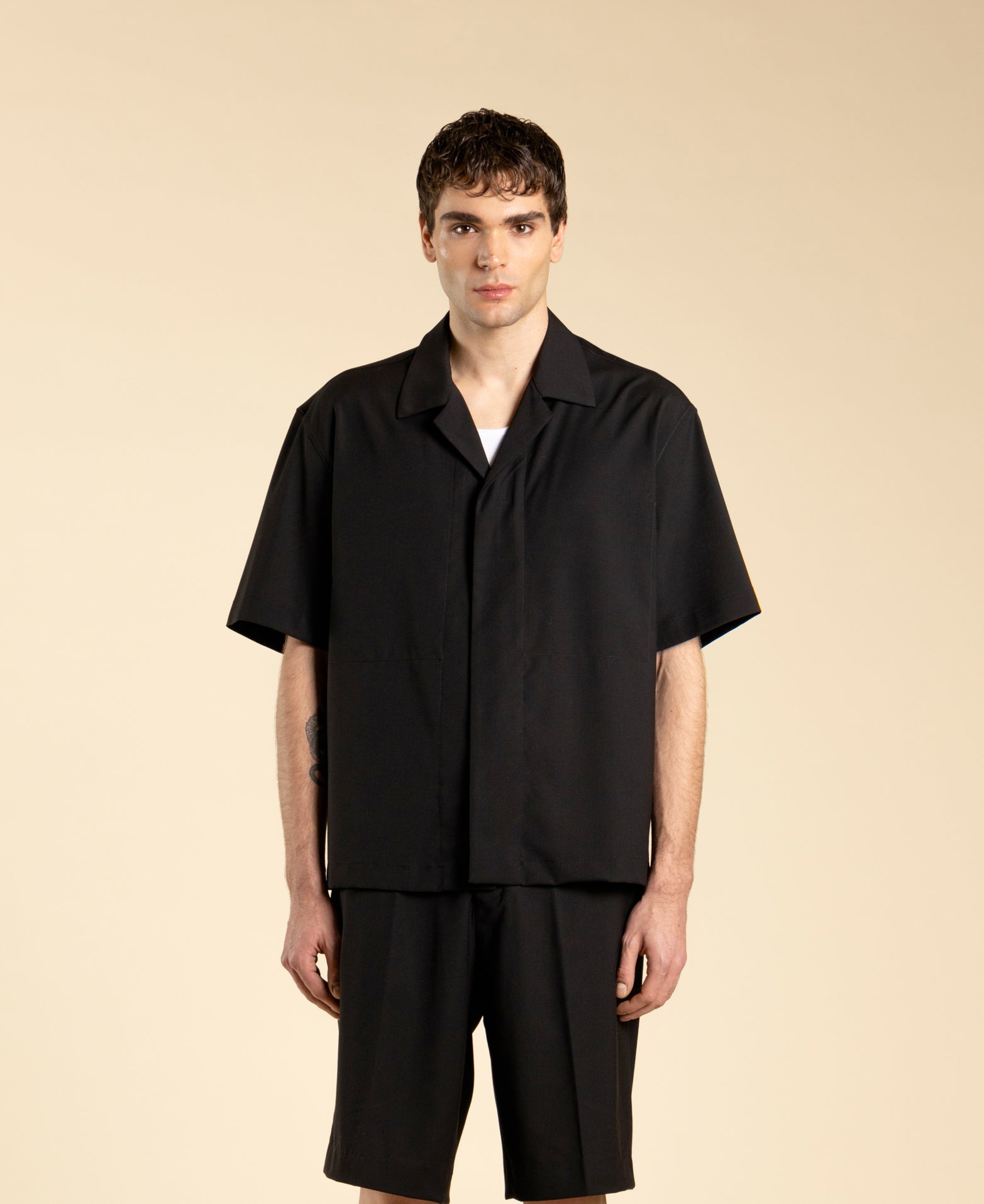 Camicia boxy a maniche corte - Nero