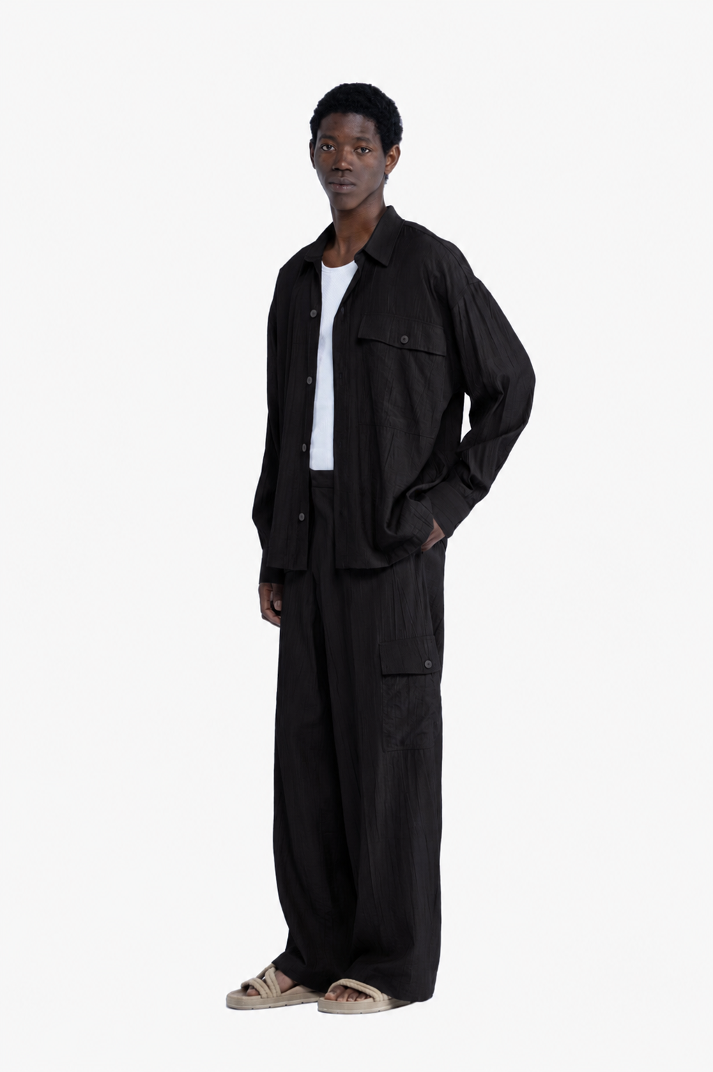 Pantalone cargo effetto stropicciato - Nero