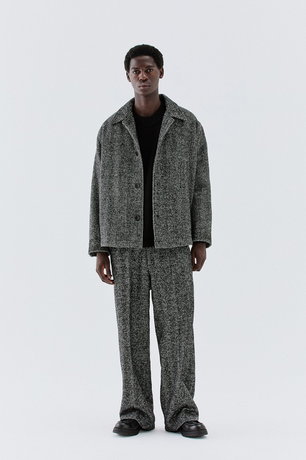Cappotto corto spigato oversize