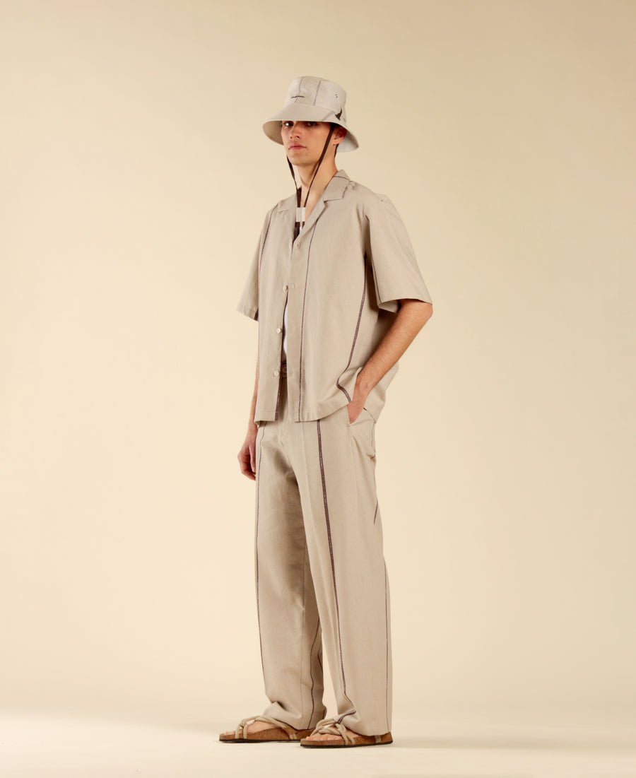 Pantalone con elastico in vita fondo ampio a righe