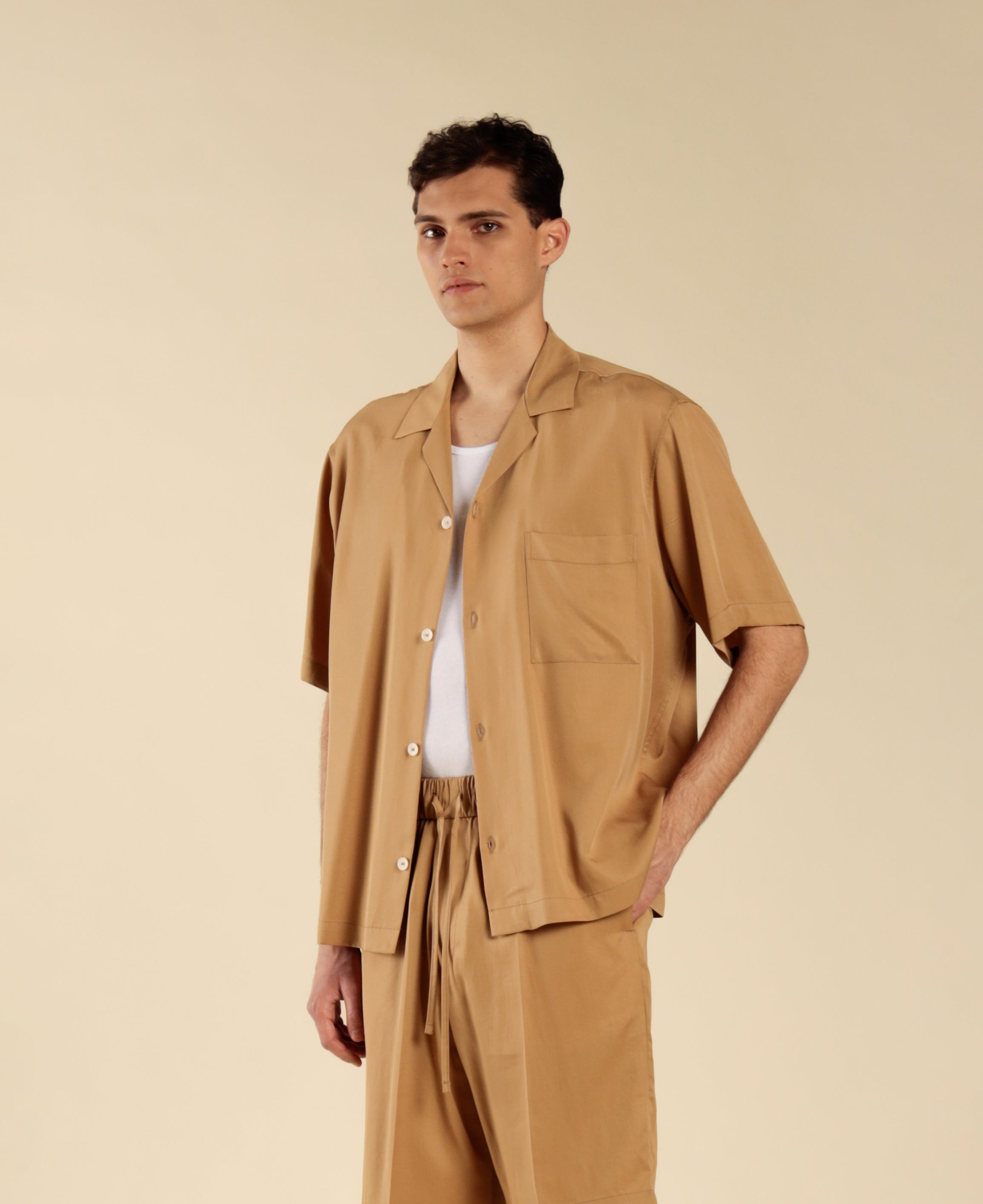 Camicia boxy con taschino - Beige
