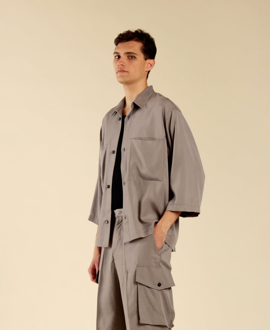 Camicia manica ampia a gomito con tasconi