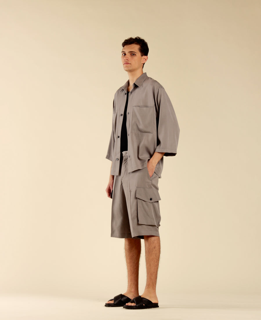 Camicia manica ampia a gomito con tasconi