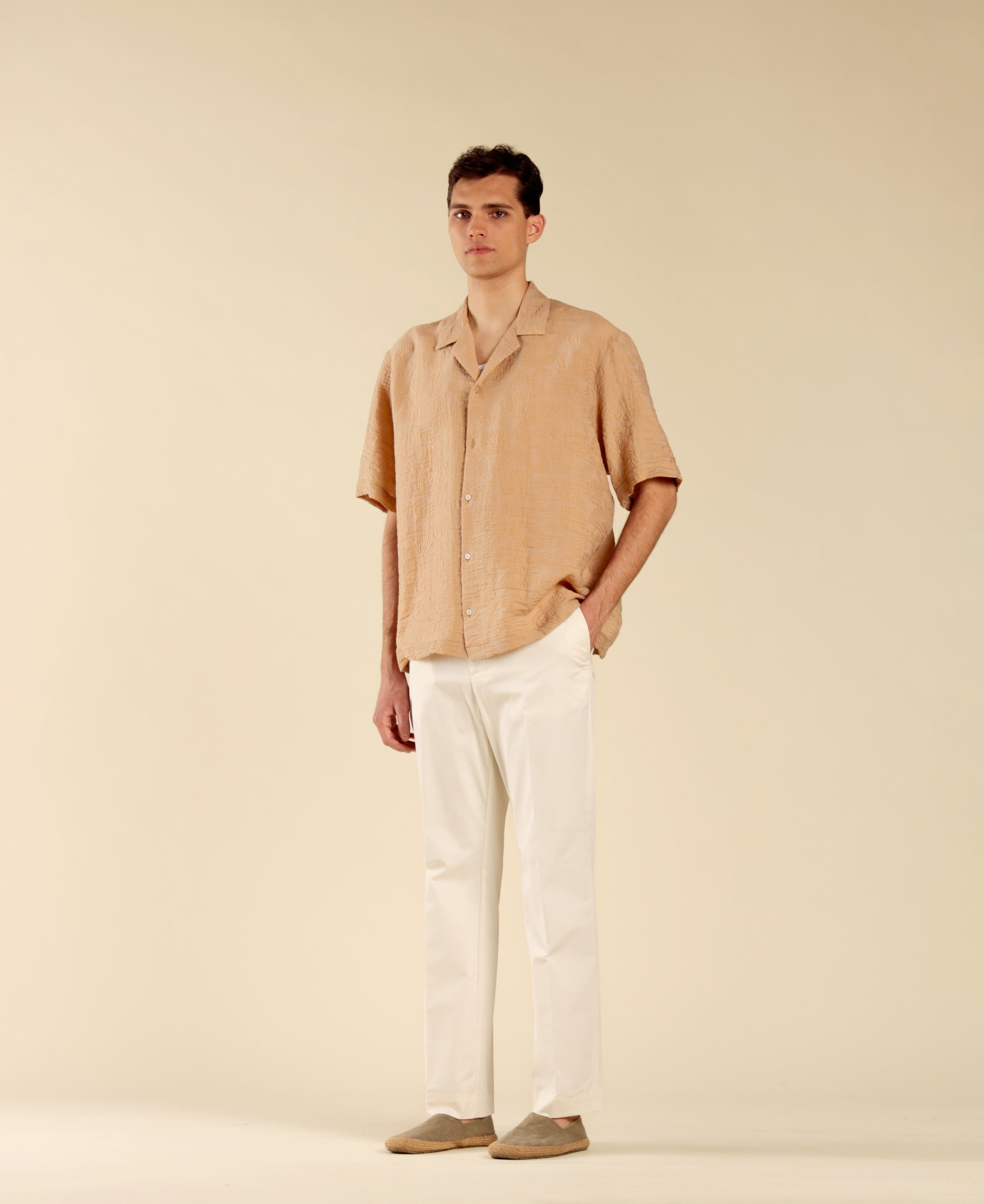 Chemise à col bowling jacquard beige