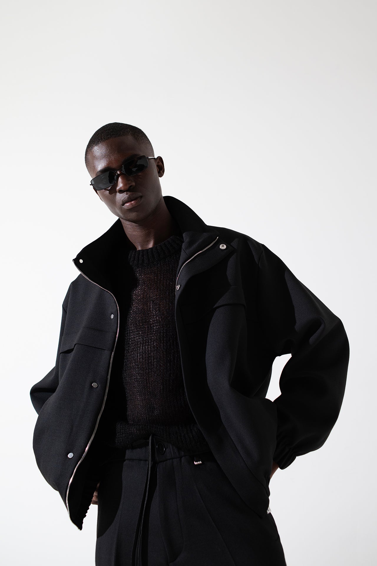 Veste zippée à col montant - Noire