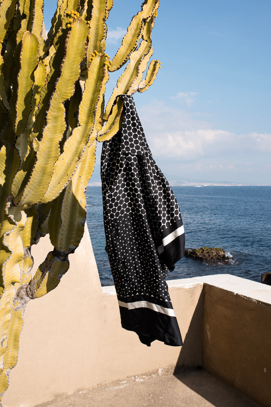 Camicia in viscosa con stampa pois